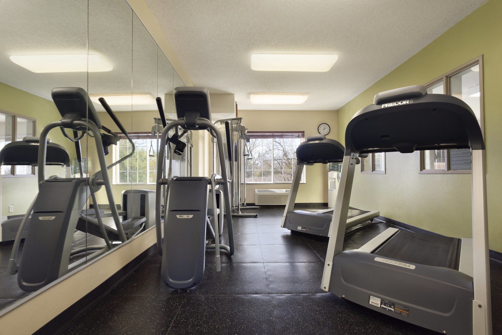 Country Inn & Suites by Radisson, Norman near University