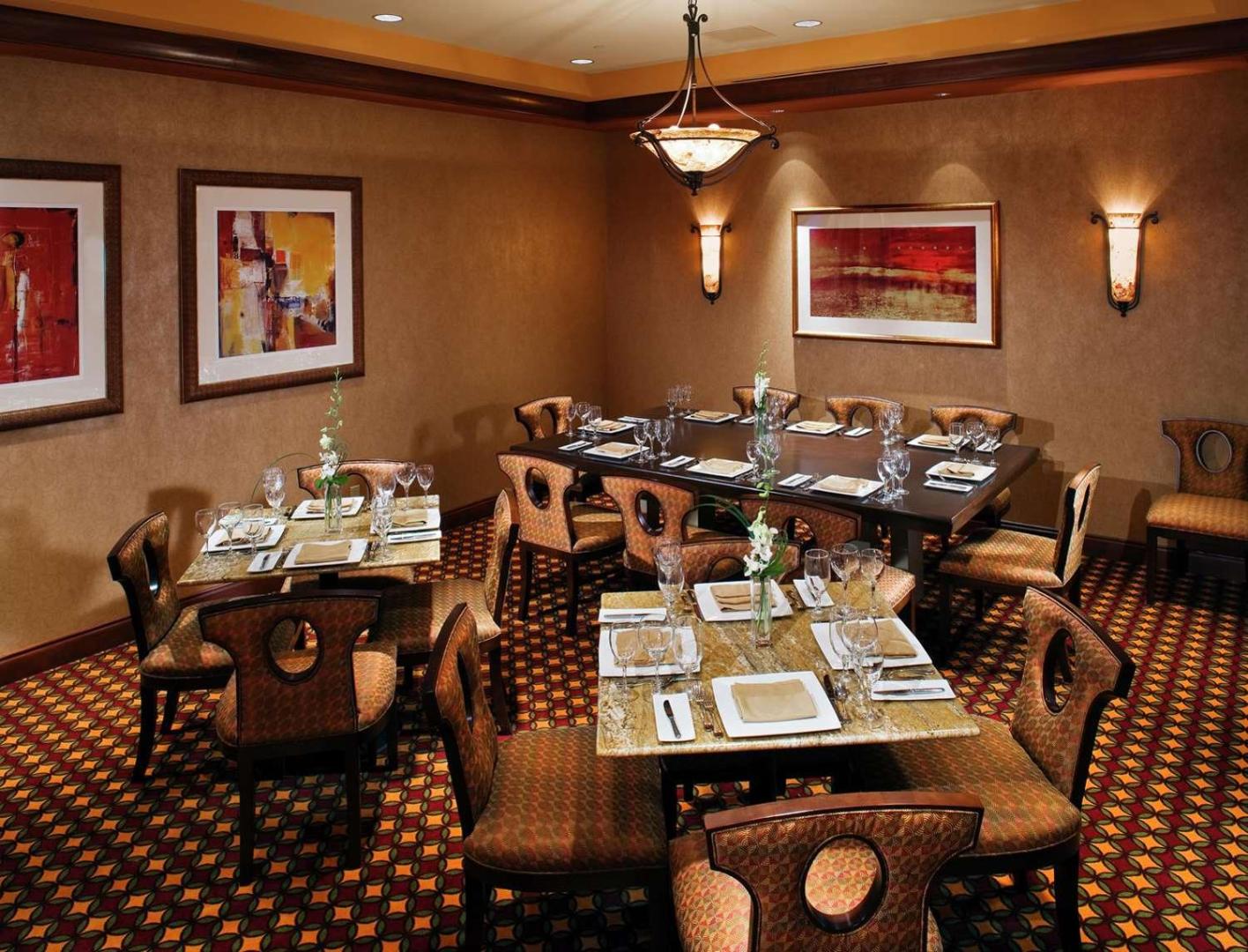 Embassy Suites by Hilton Norman Hotel & Conference Center