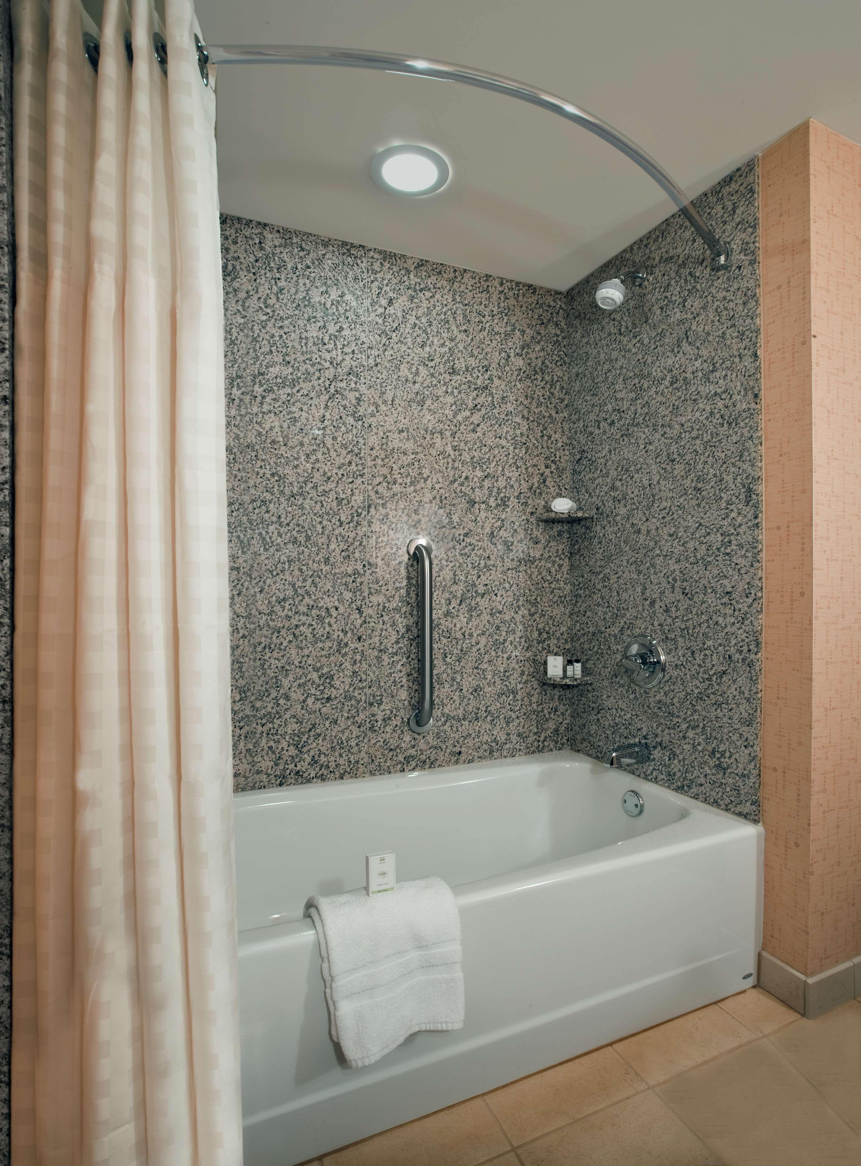 Embassy Suites by Hilton Norman Hotel & Conference Center