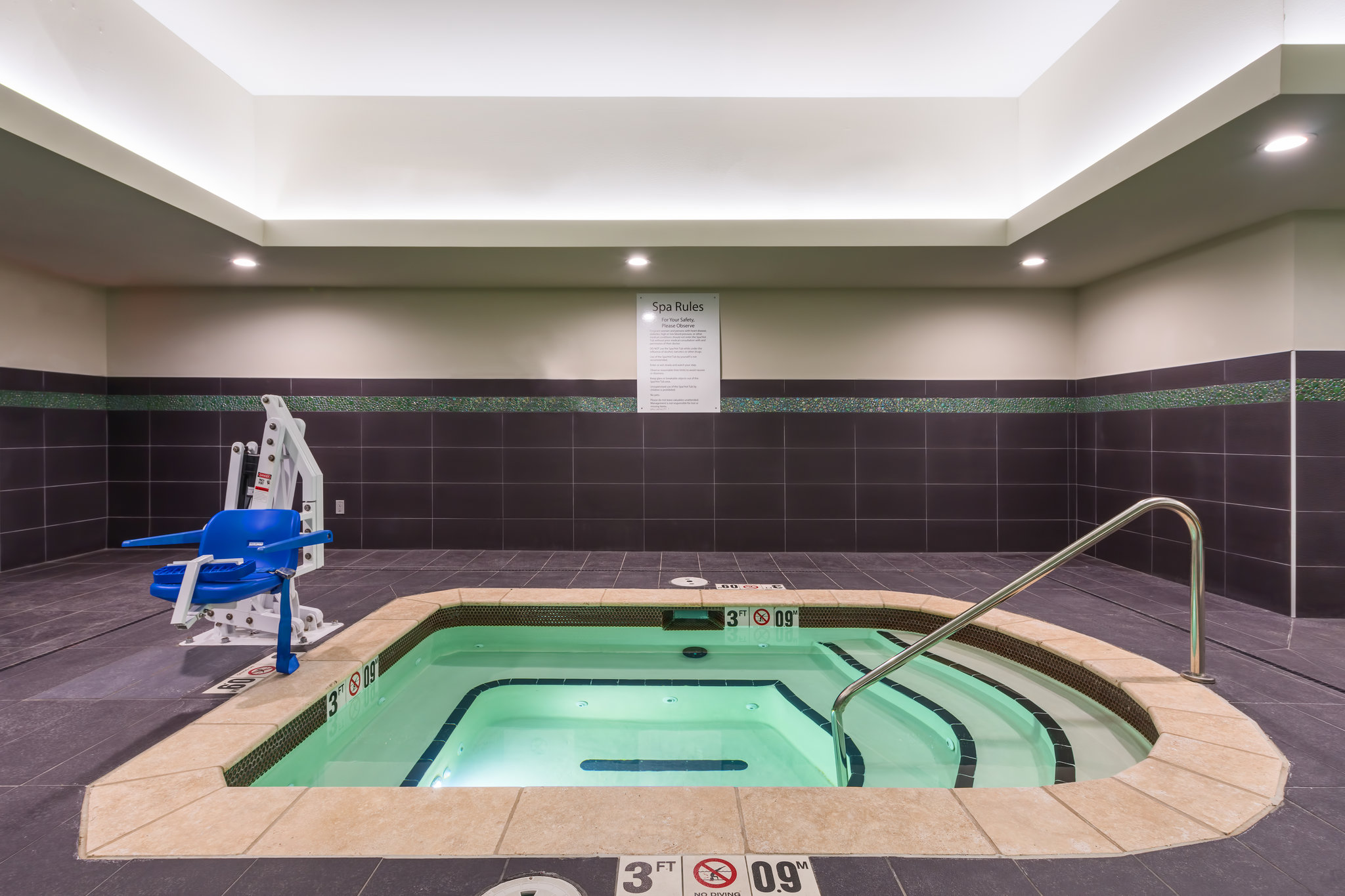 Holiday Inn Express & Suites Norman