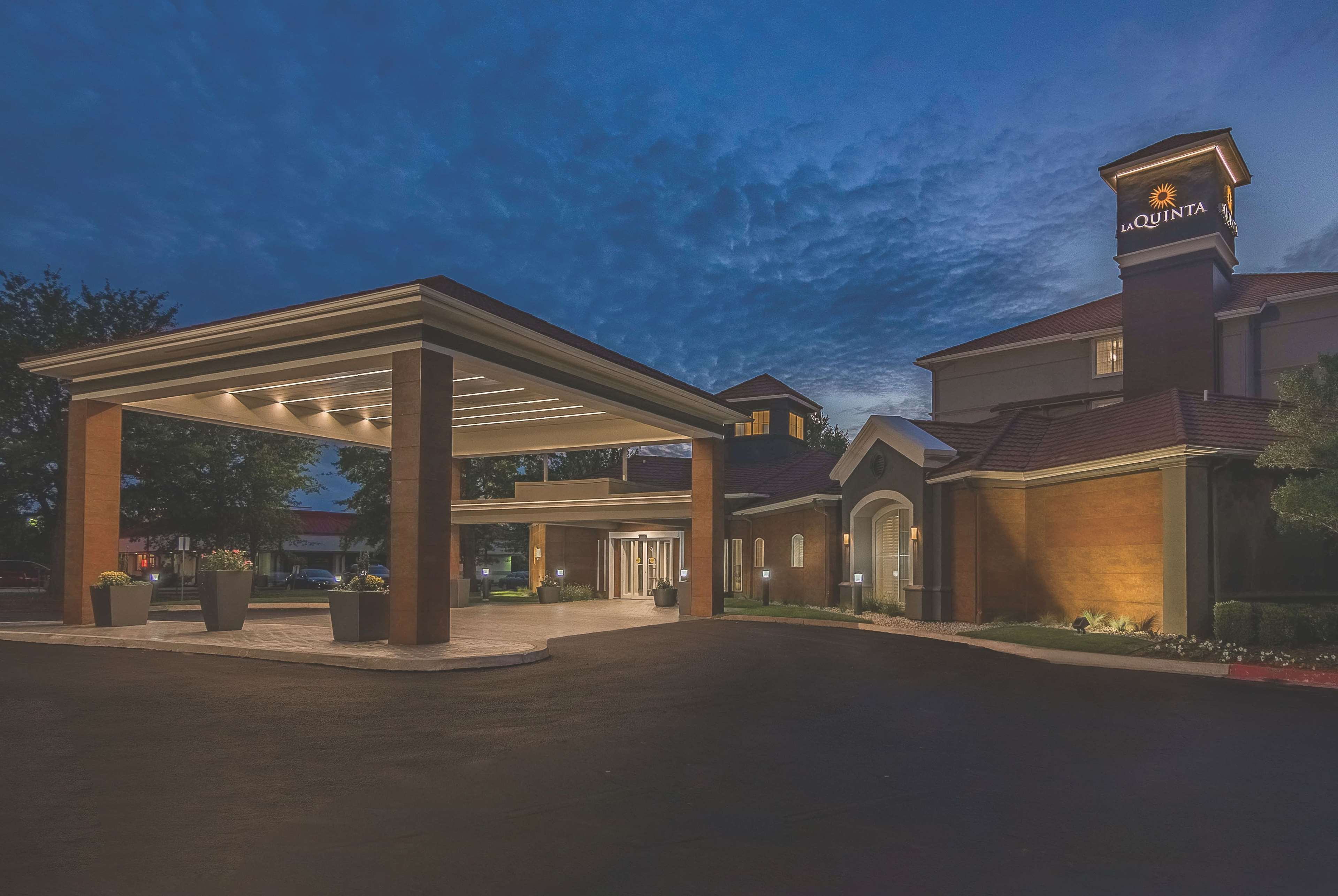 La Quinta Inn & Suites by Wyndham Oklahoma City Norman