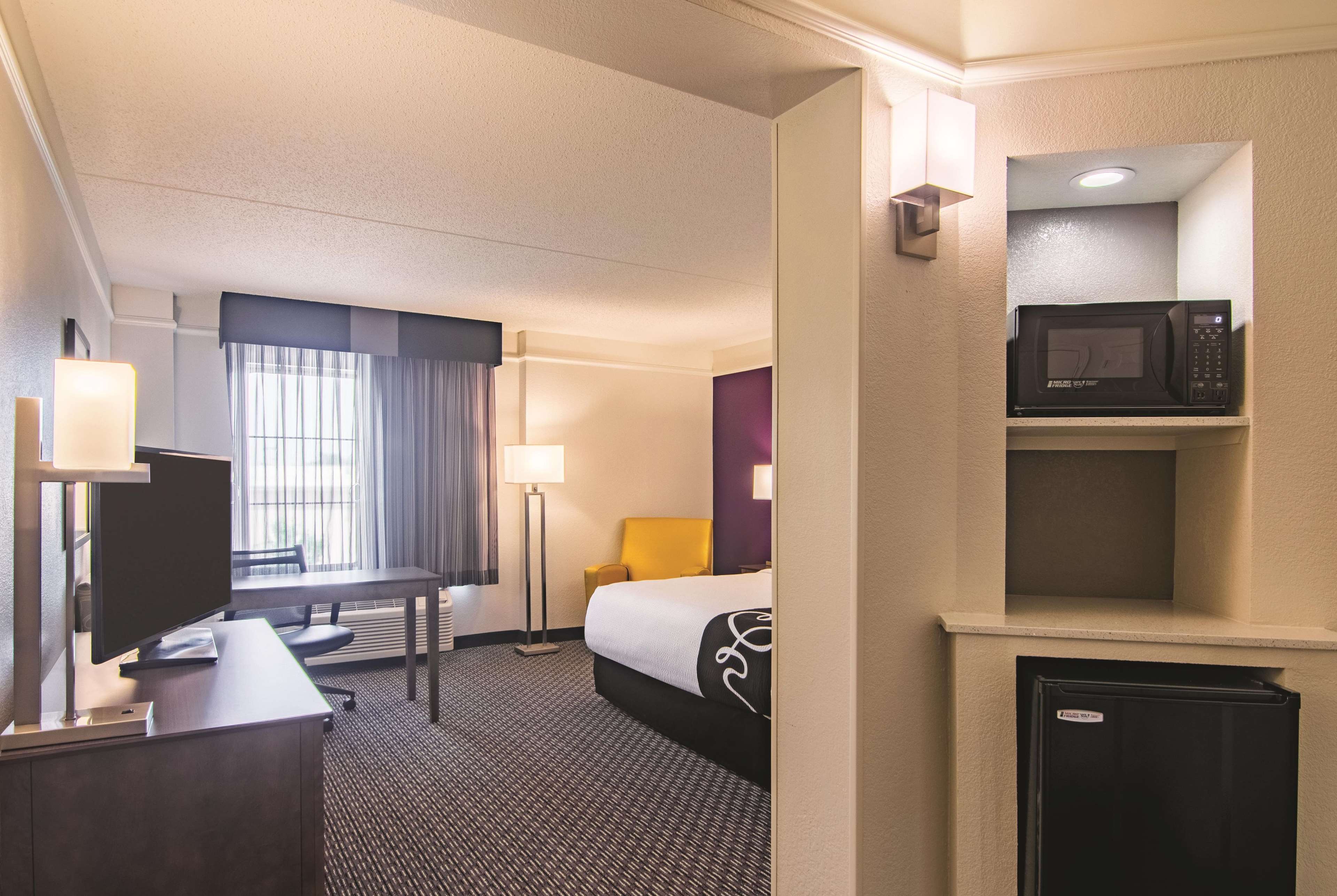 La Quinta Inn & Suites by Wyndham Oklahoma City Norman