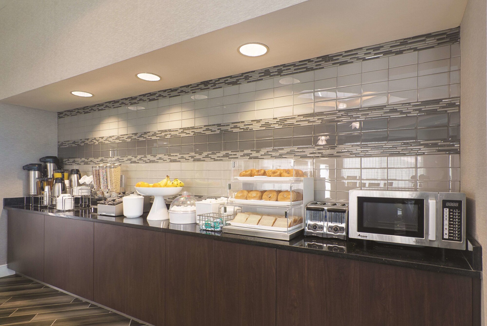 La Quinta Inn & Suites by Wyndham Oklahoma City Norman