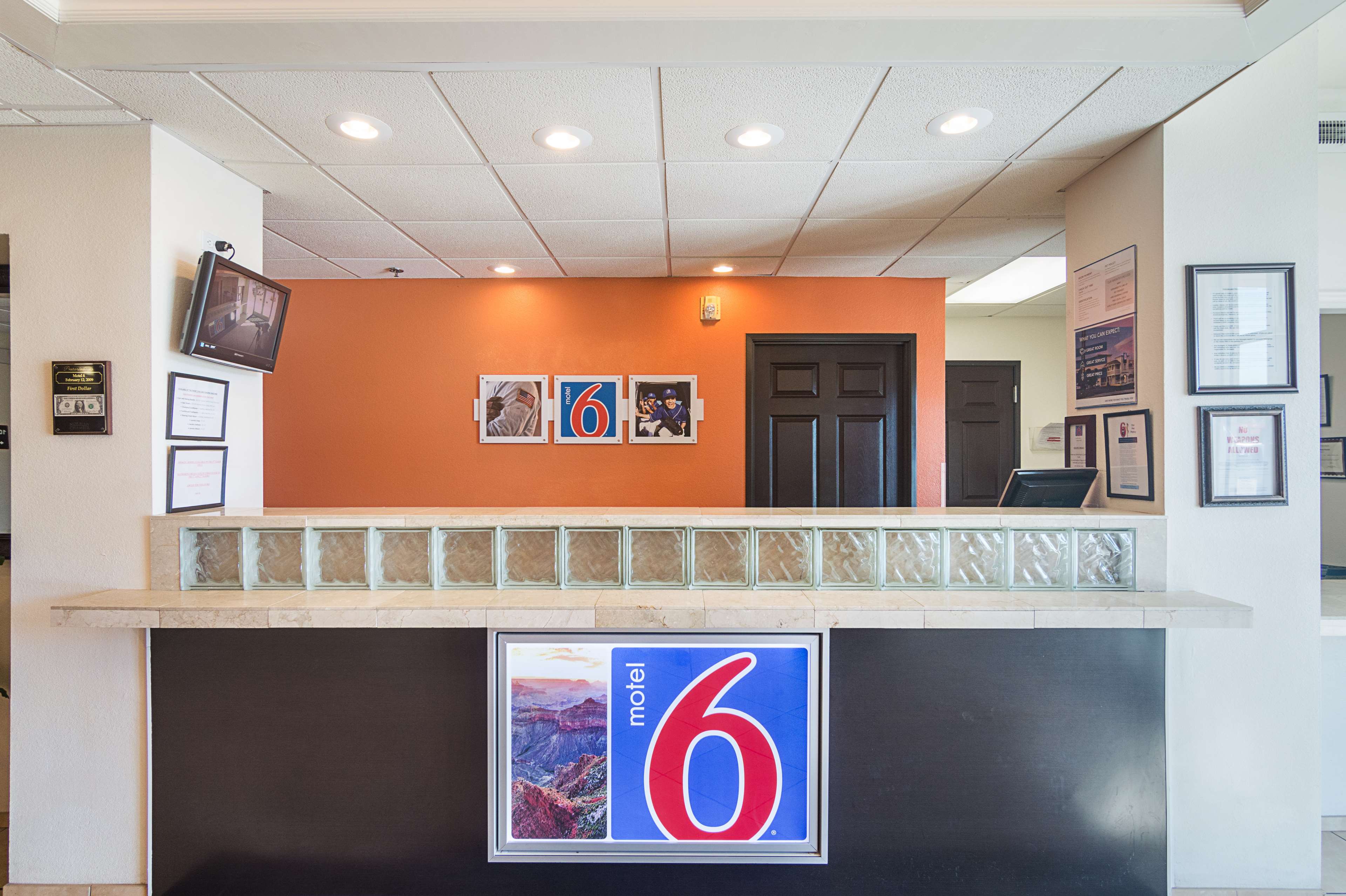 Motel 6 Norman Ok