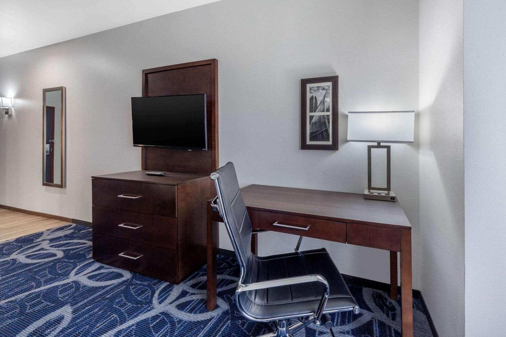 Comfort Inn & Suites Oklahoma City South I-35