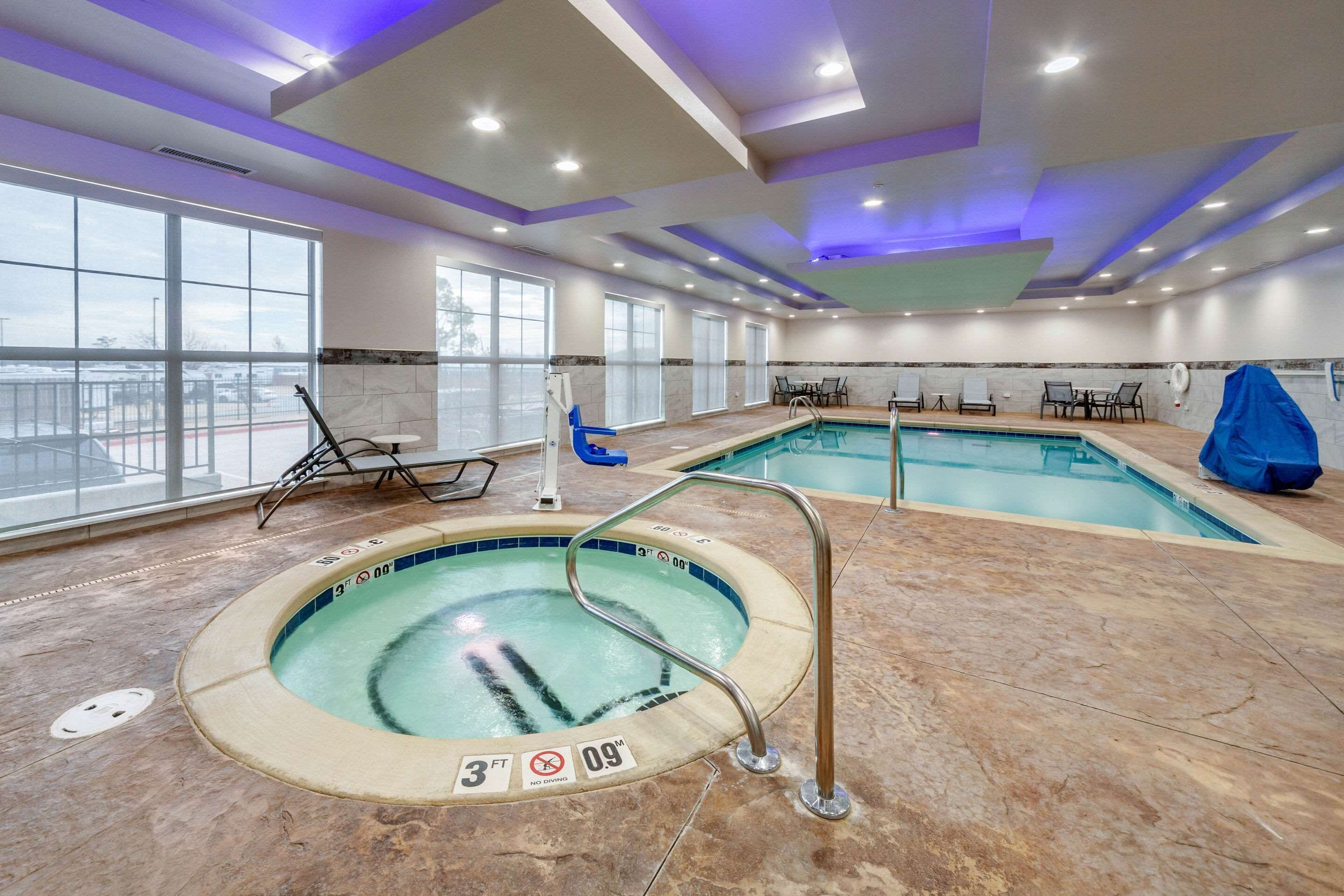 Comfort Inn & Suites Oklahoma City South I-35
