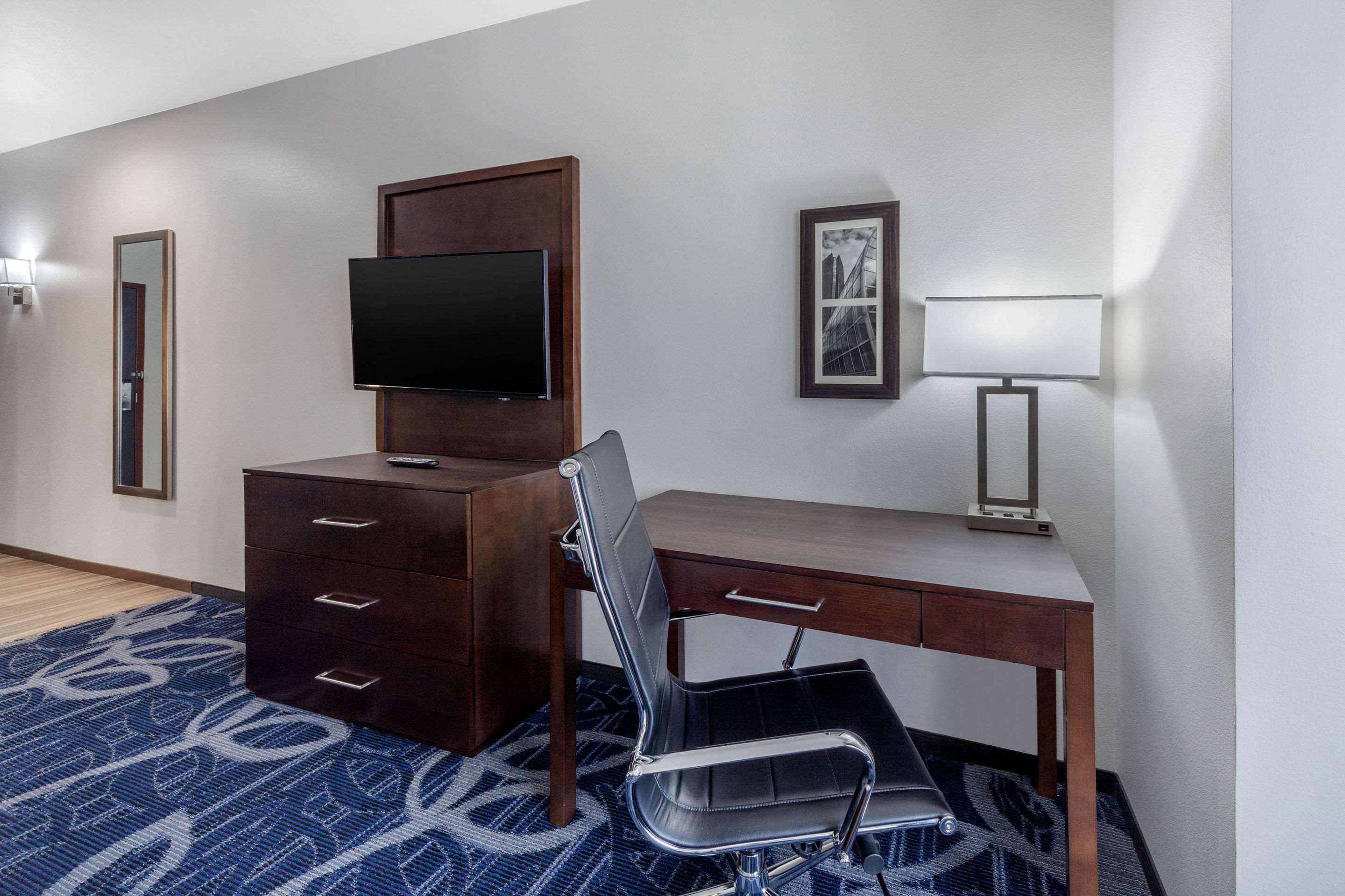 Comfort Inn & Suites Oklahoma City South I-35