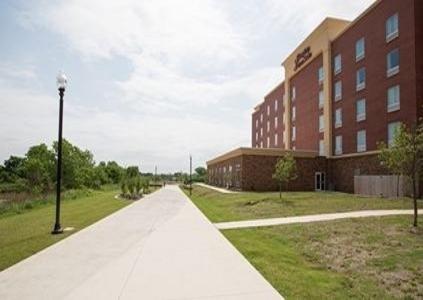 Hampton Inn & Suites Oklahoma City Airport