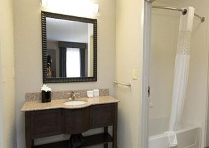 Hampton Inn & Suites Oklahoma City Airport