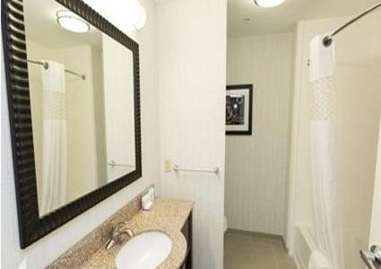 Hampton Inn & Suites Oklahoma City Airport