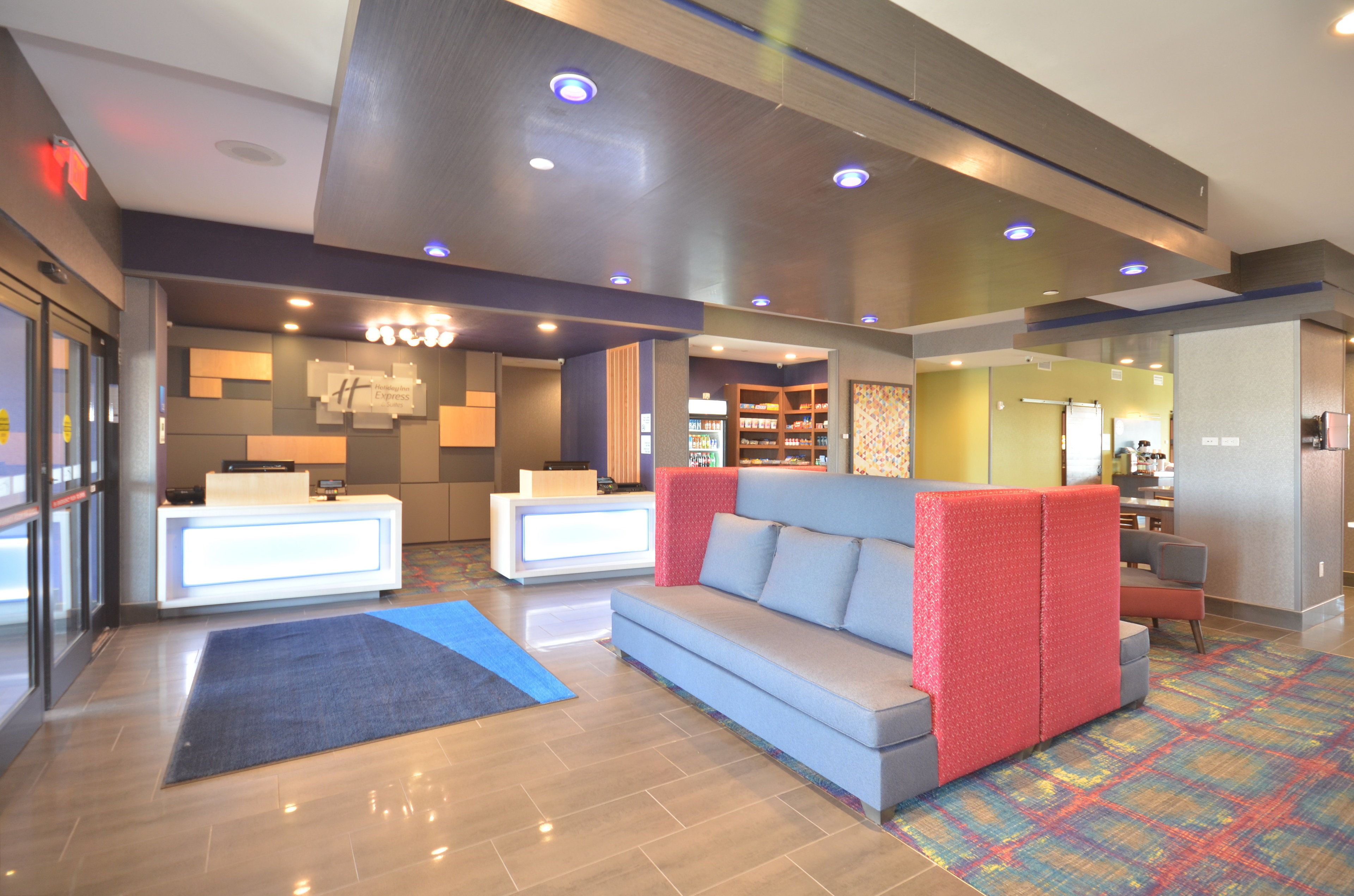 Holiday Inn Express & Suites Oklahoma City Mid - Arpt Area