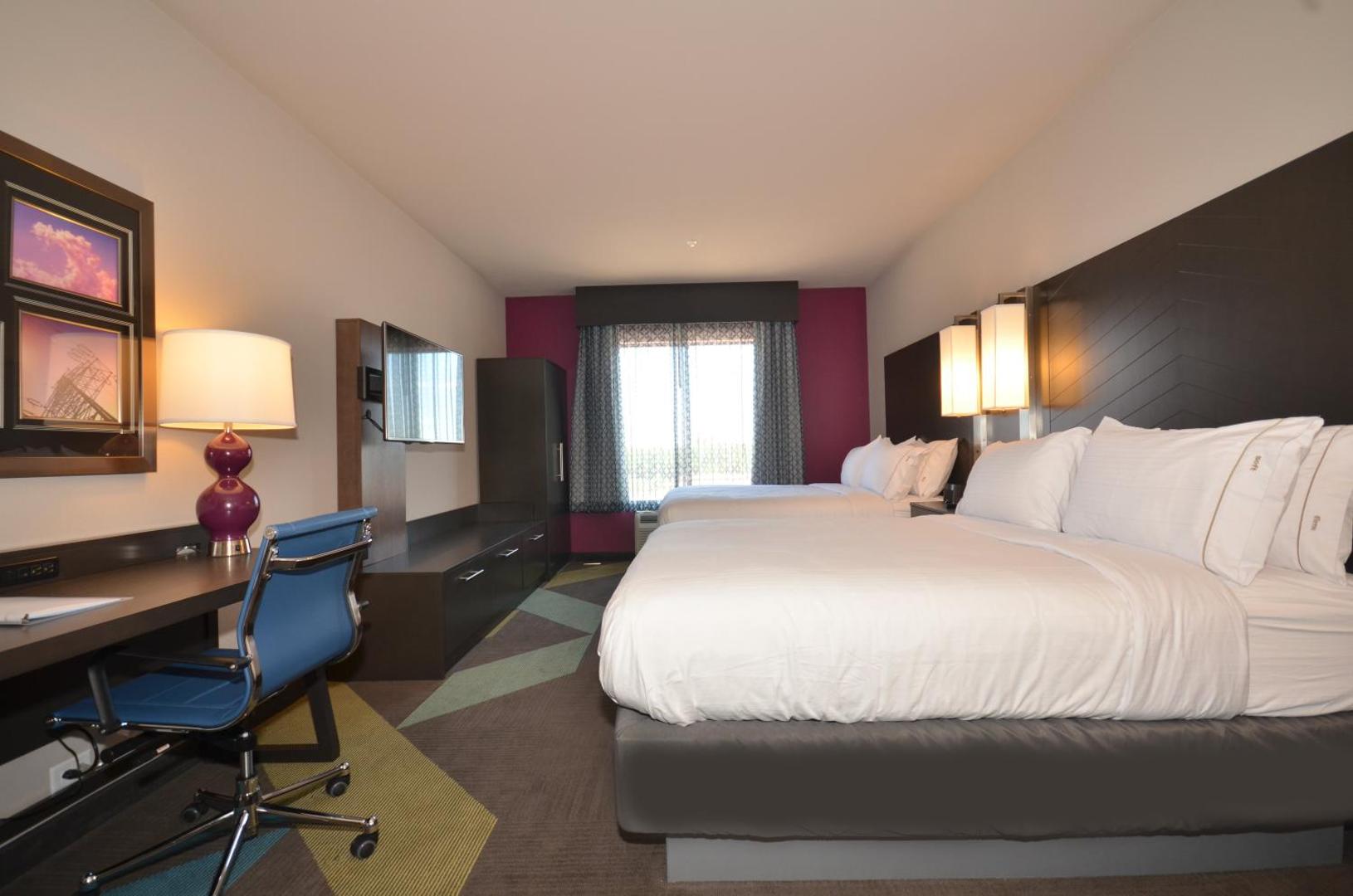 Holiday Inn Express & Suites Oklahoma City Mid - Arpt Area