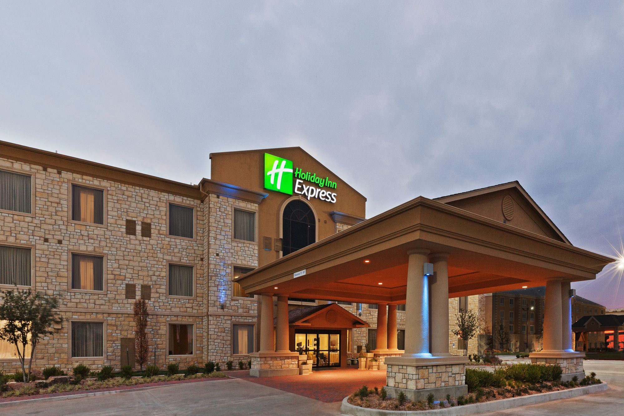 Holiday Inn Express Hotel & Suites Oklahoma City Northwest - Quail Springs