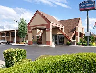 Howard Johnson by Wyndham Oklahoma City Airport/ Fairgrounds