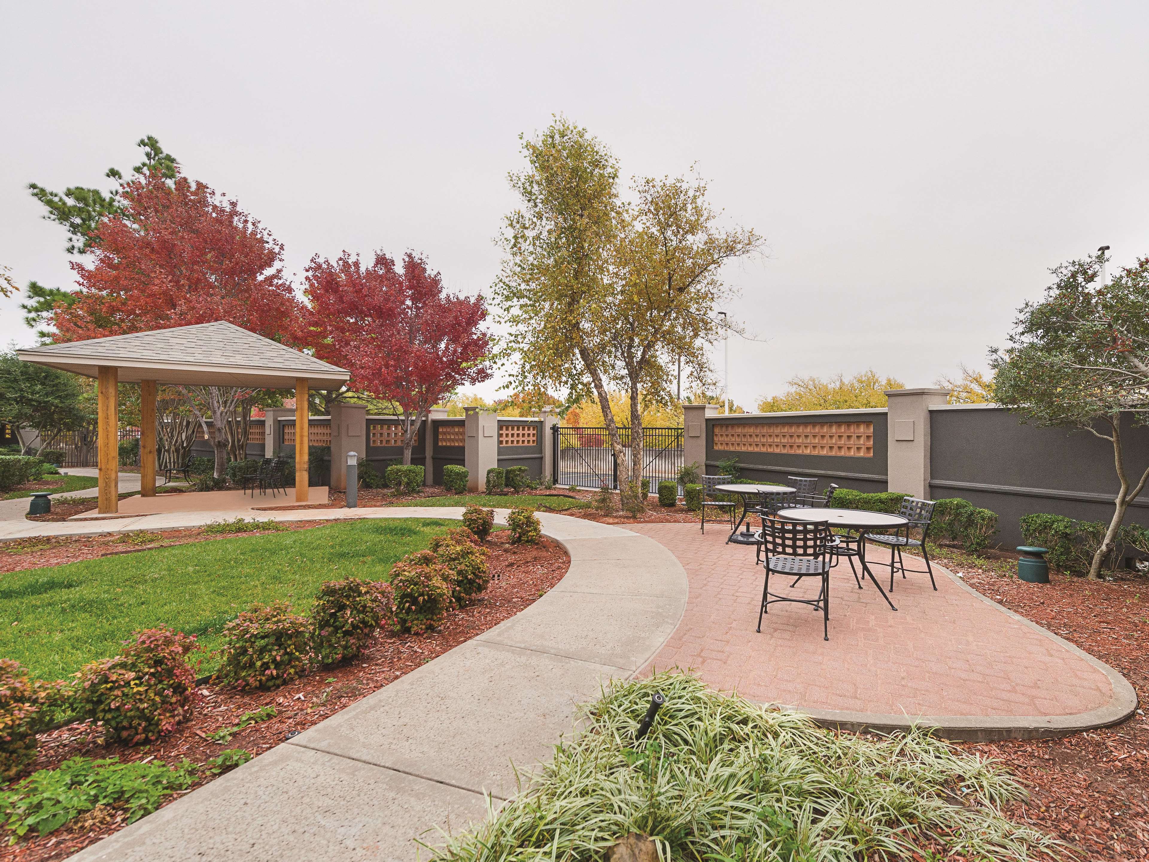 La Quinta Inn & Suites by Wyndham Oklahoma City - NW Expwy