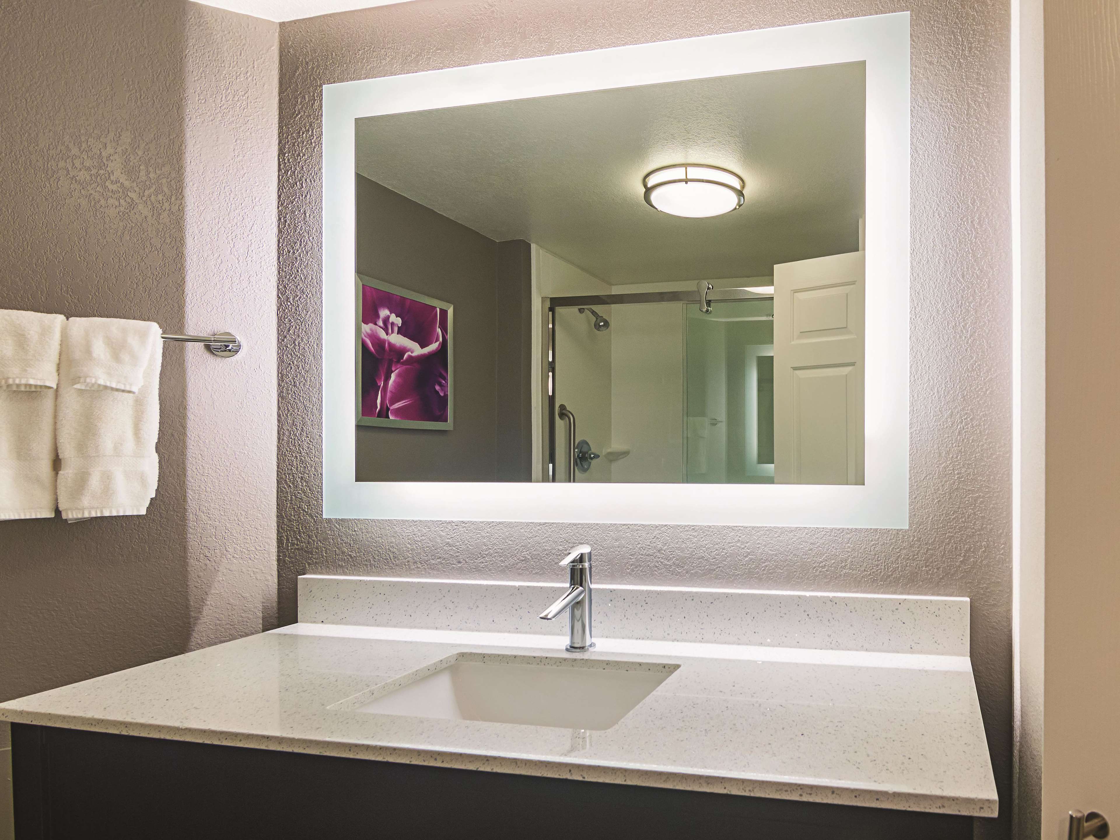 La Quinta Inn & Suites by Wyndham Oklahoma City - NW Expwy