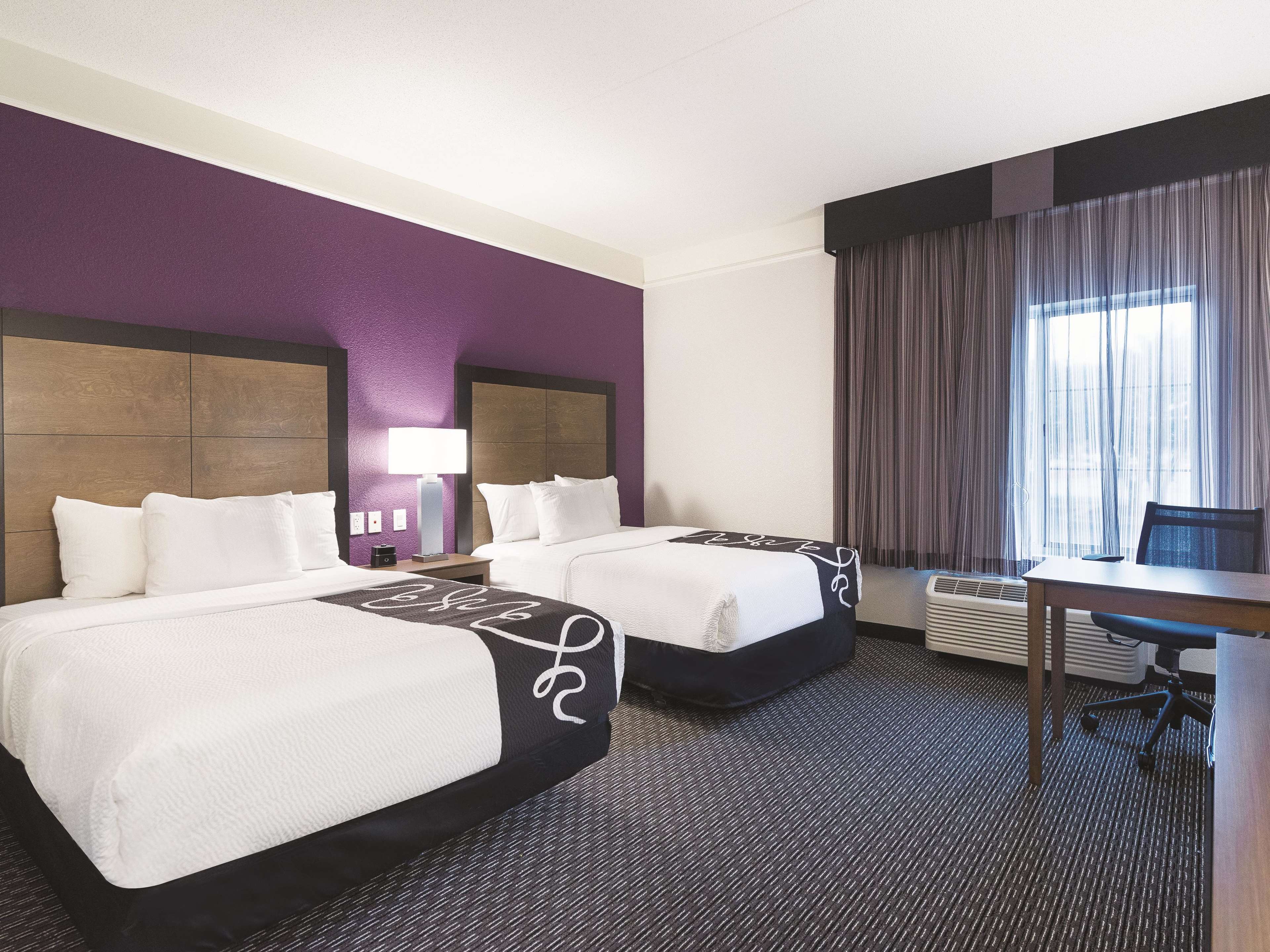 La Quinta Inn & Suites by Wyndham Oklahoma City - NW Expwy