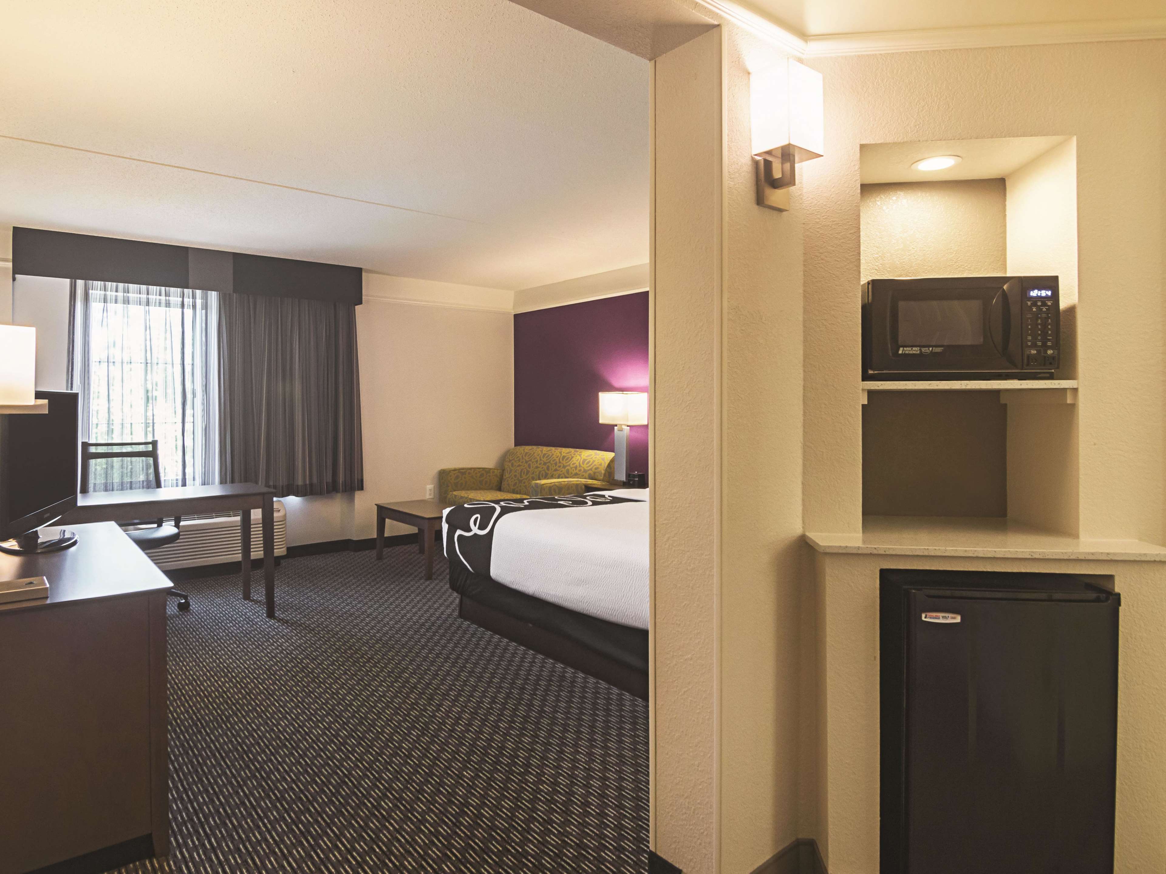 La Quinta Inn & Suites by Wyndham Oklahoma City - NW Expwy