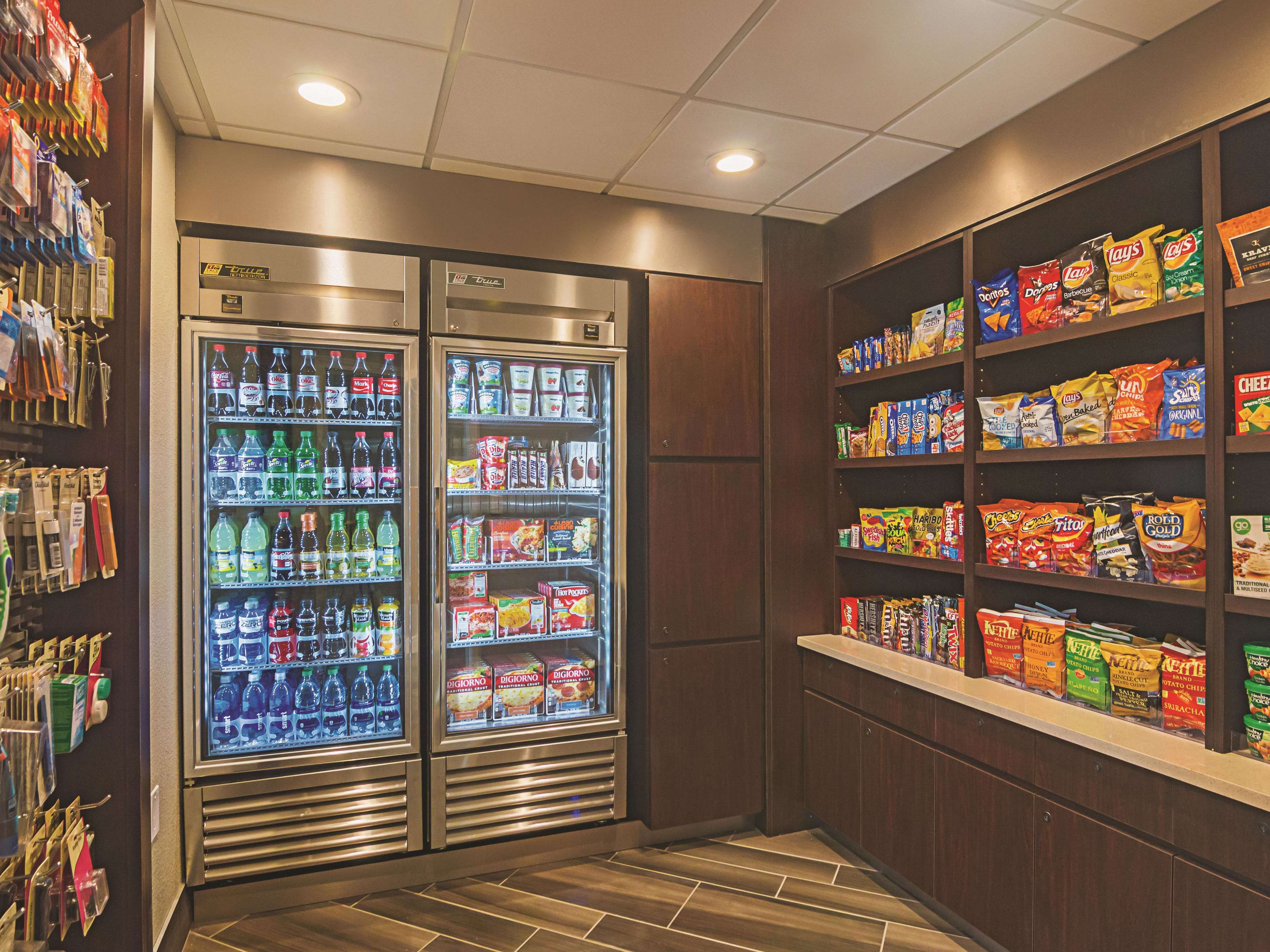La Quinta Inn & Suites by Wyndham Oklahoma City - NW Expwy
