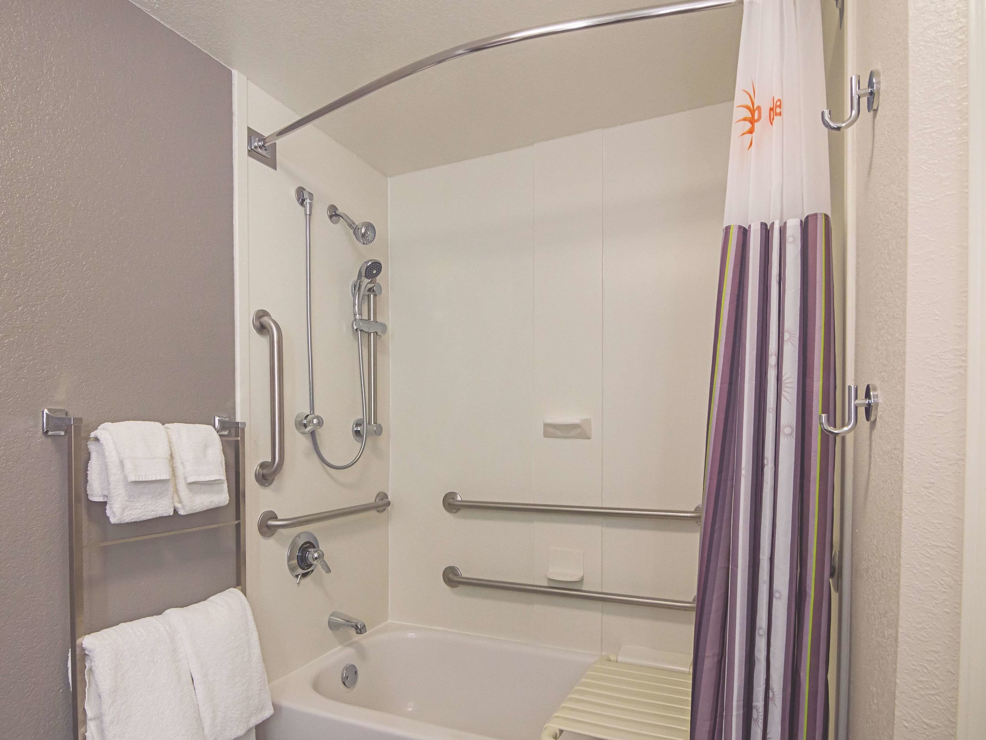 La Quinta Inn & Suites by Wyndham Oklahoma City - NW Expwy