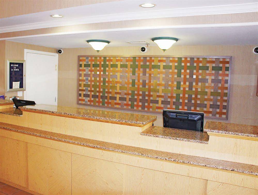 La Quinta Inn & Suites by Wyndham Oklahoma City Airport
