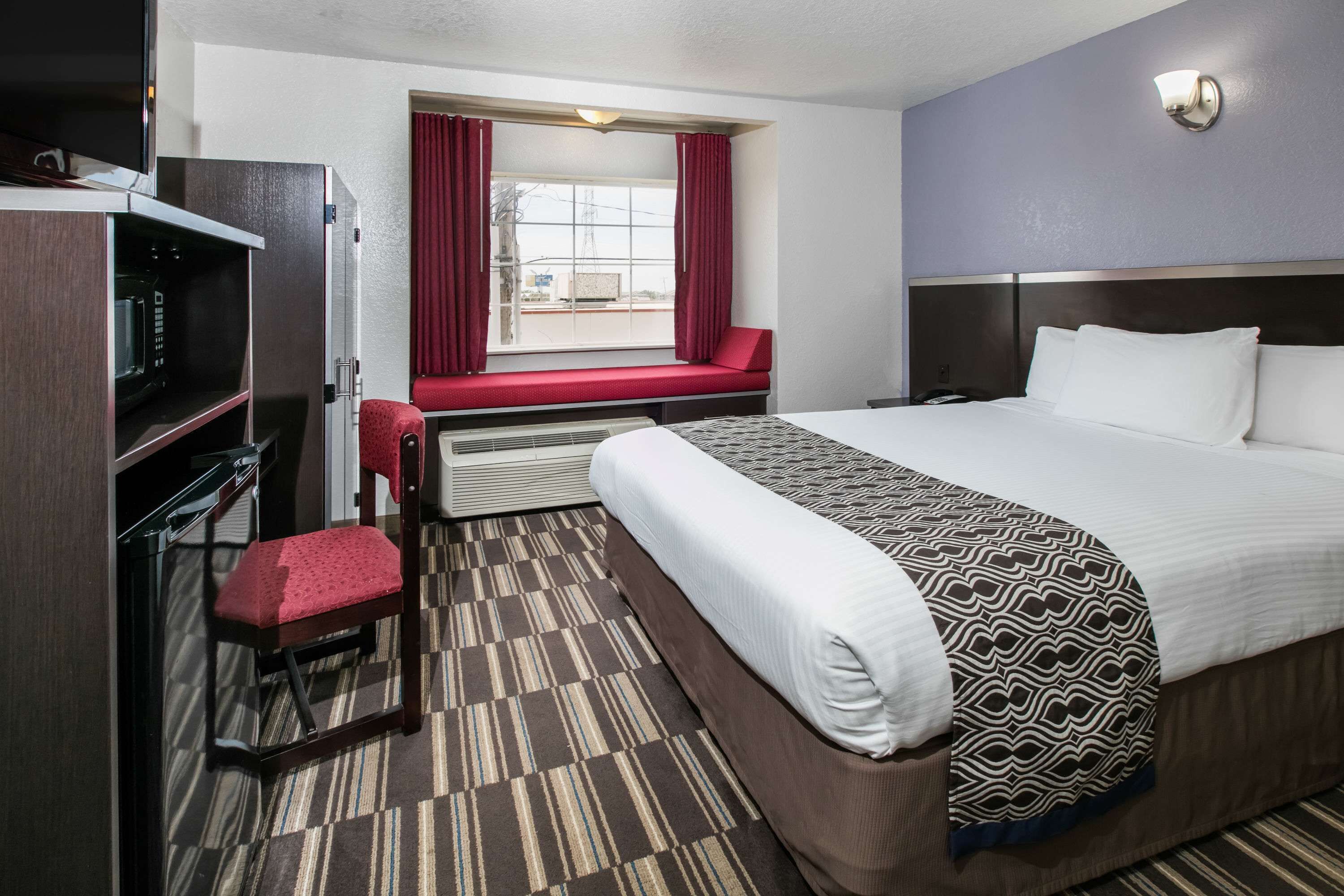 Microtel Inn & Suites by Wyndham Oklahoma City Airport