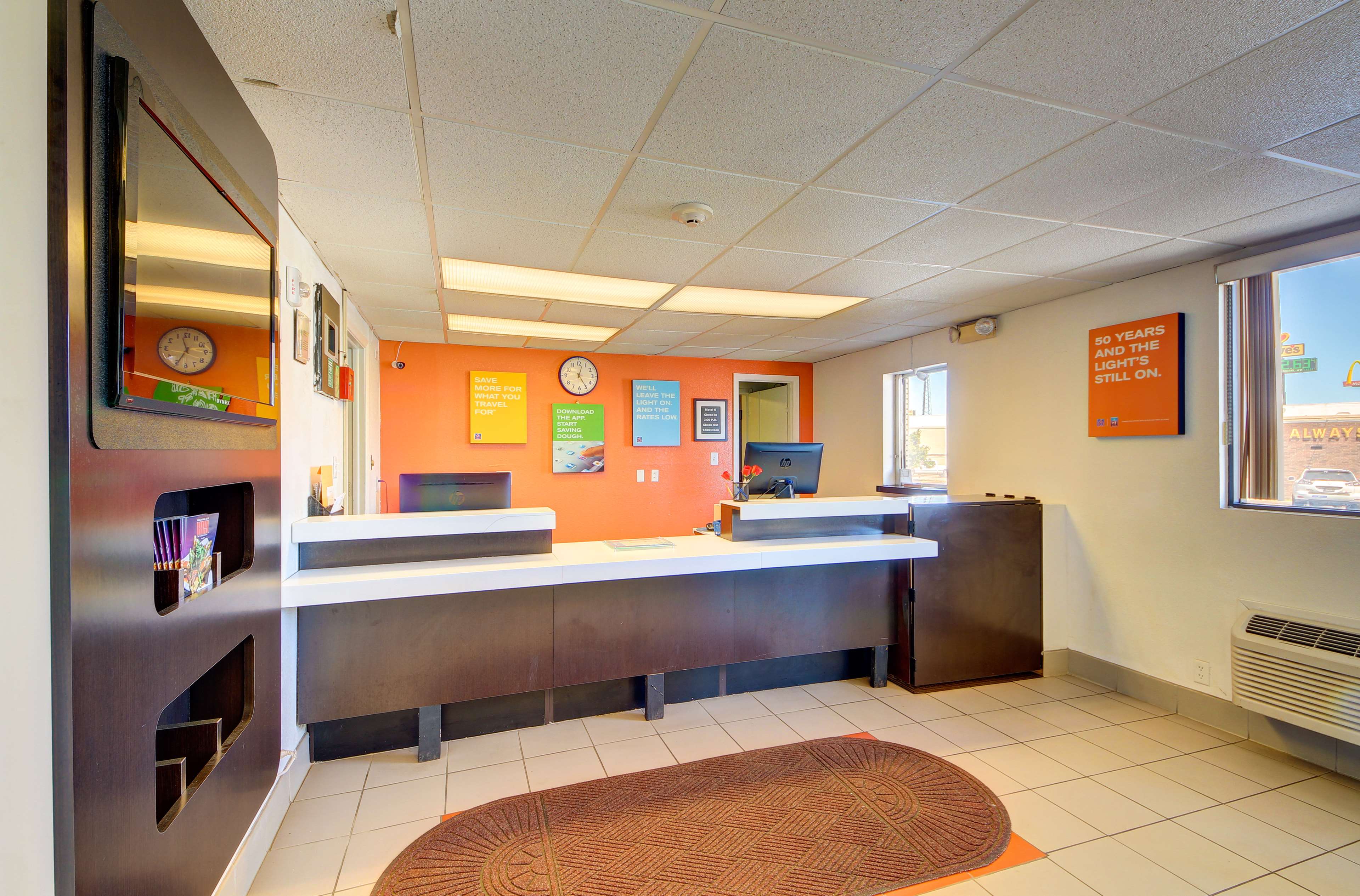 Economy Hotel Plus