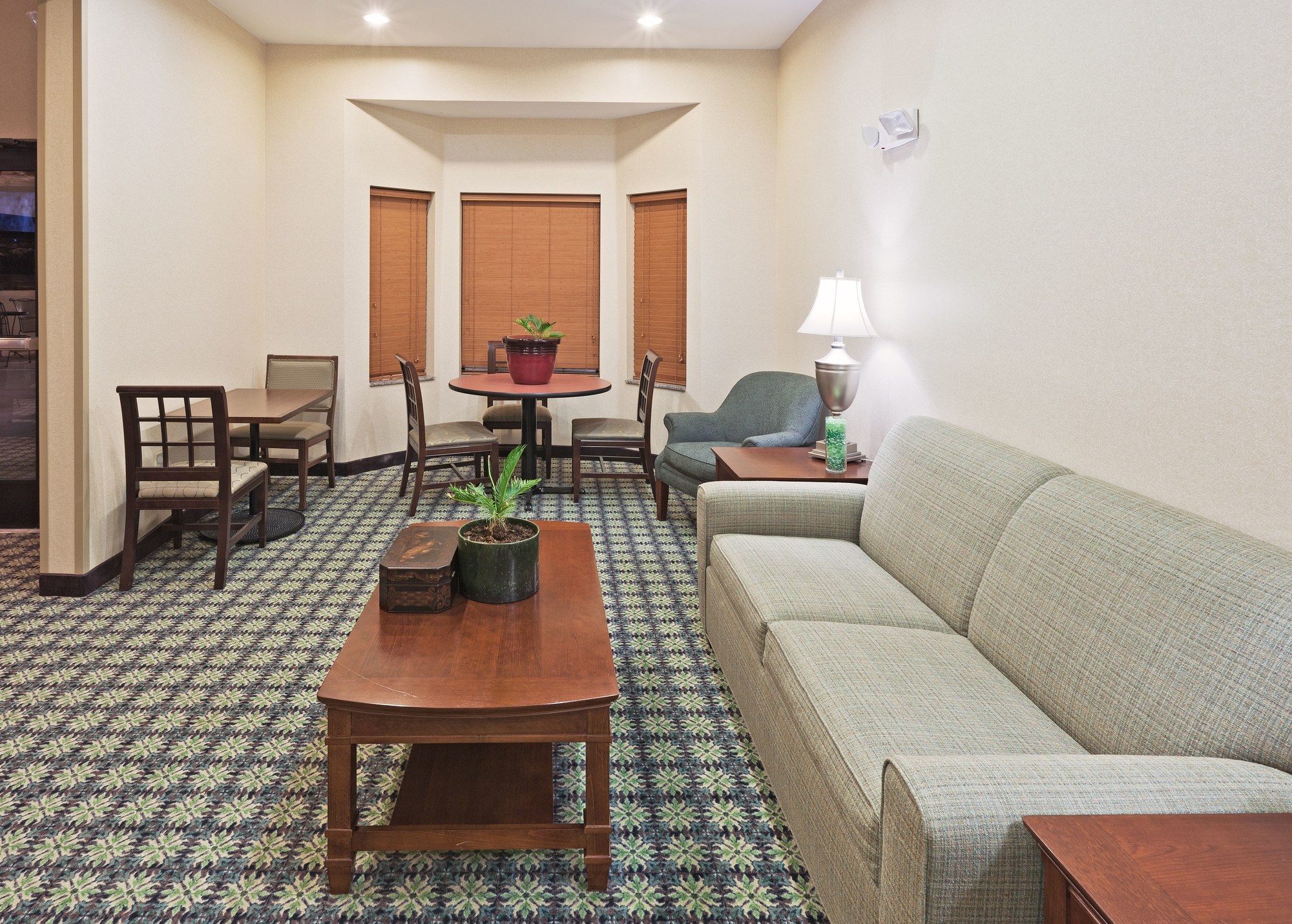 Staybridge Suites Oklahoma City Airport