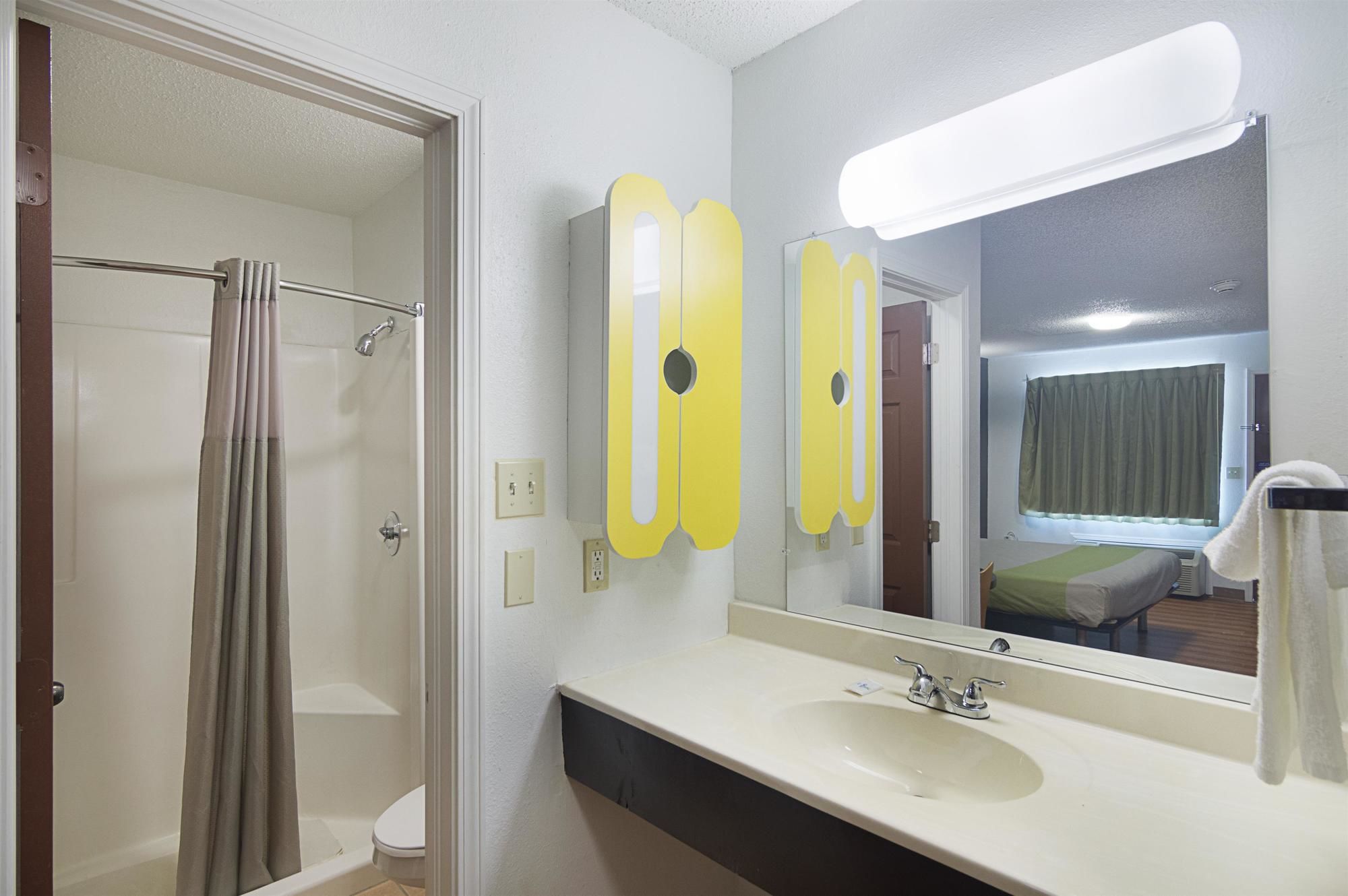 Studio Inn Extended Stay Oklahoma City Airport by OYO