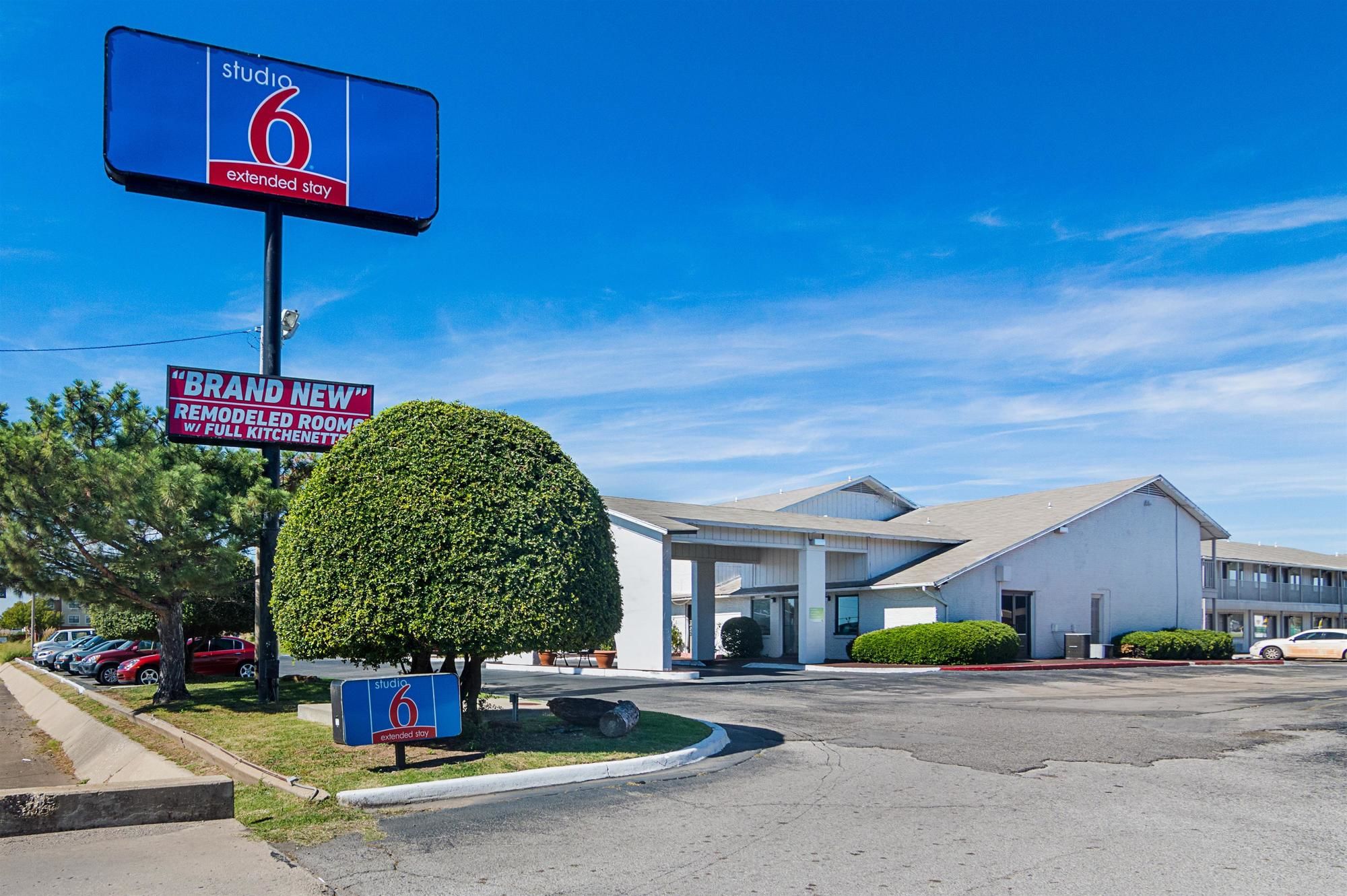 Studio Inn Extended Stay Oklahoma City Airport by OYO