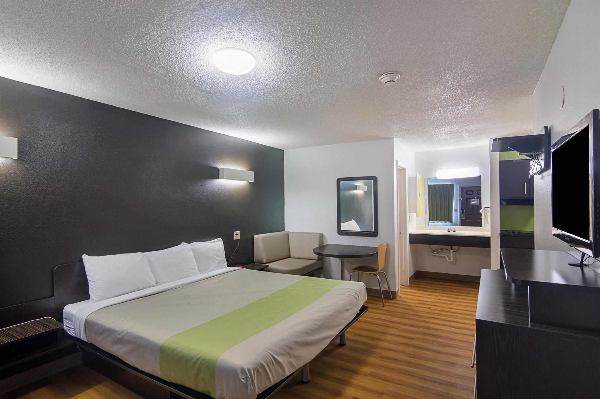Studio Inn Extended Stay Oklahoma City Airport by OYO
