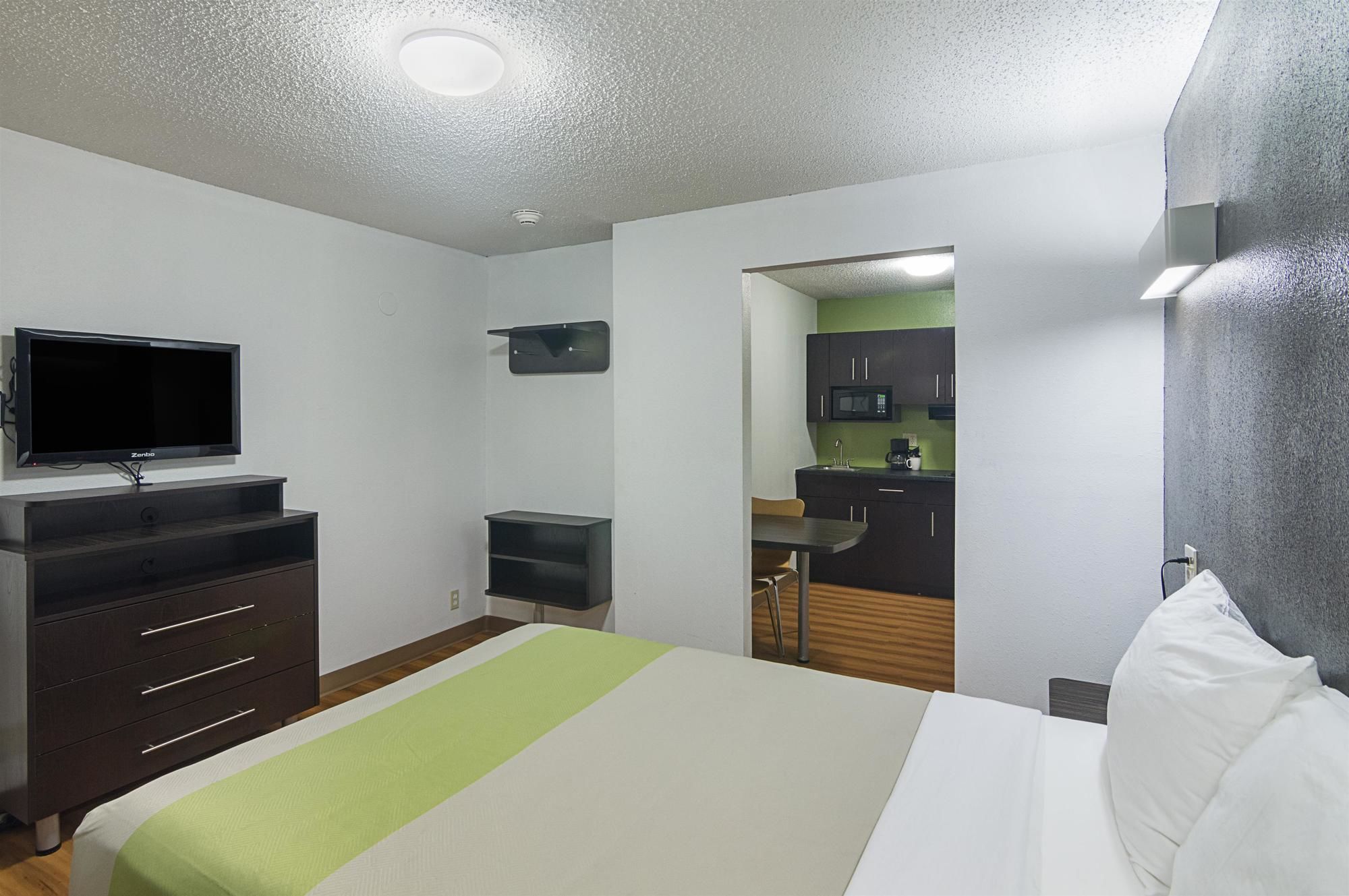 Studio Inn Extended Stay Oklahoma City Airport by OYO