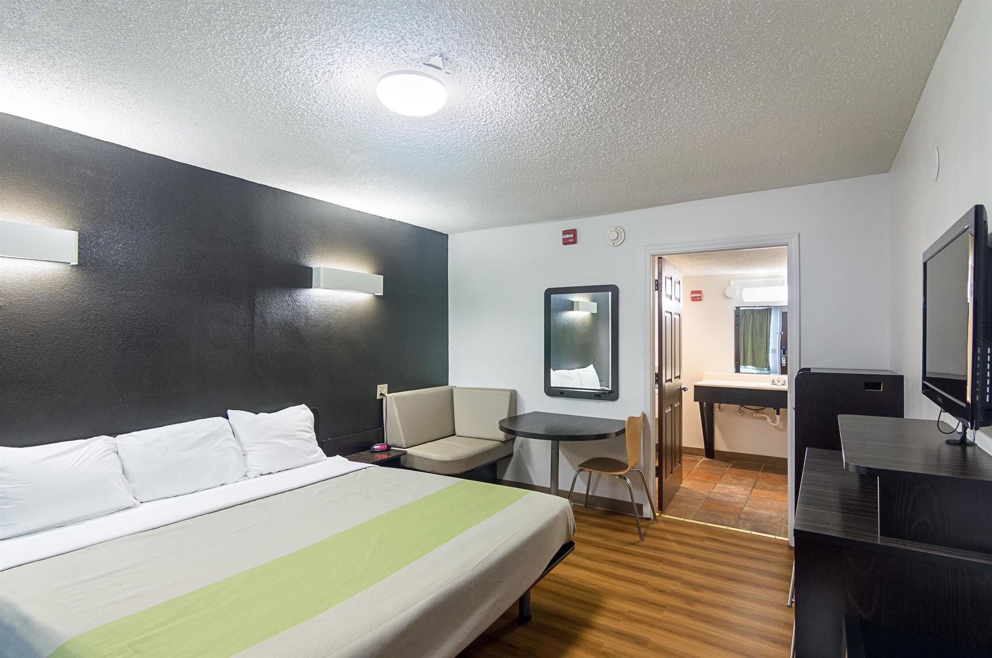 Studio Inn Extended Stay Oklahoma City Airport by OYO