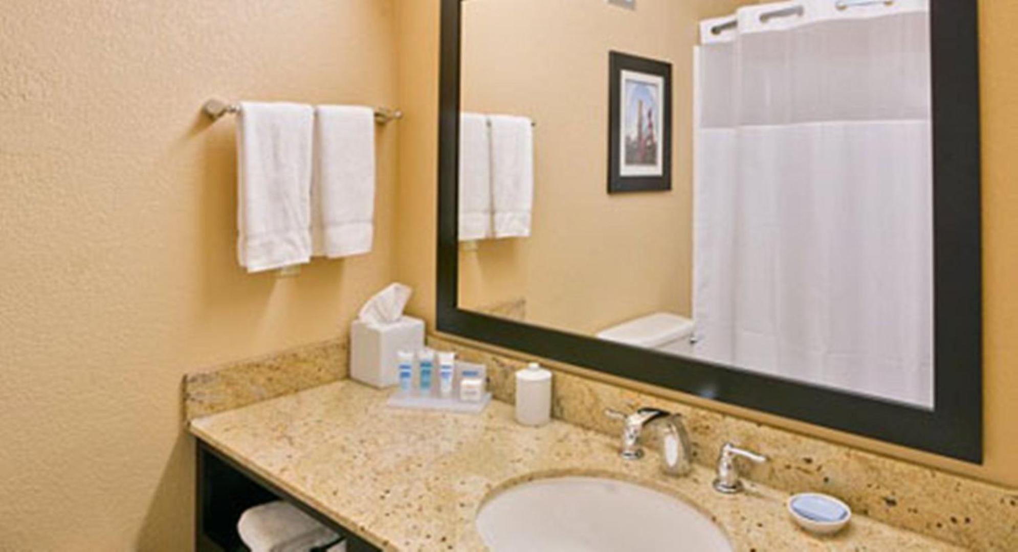 Wyndham Garden Oklahoma City Conference Ctr/Airpt/Bricktown