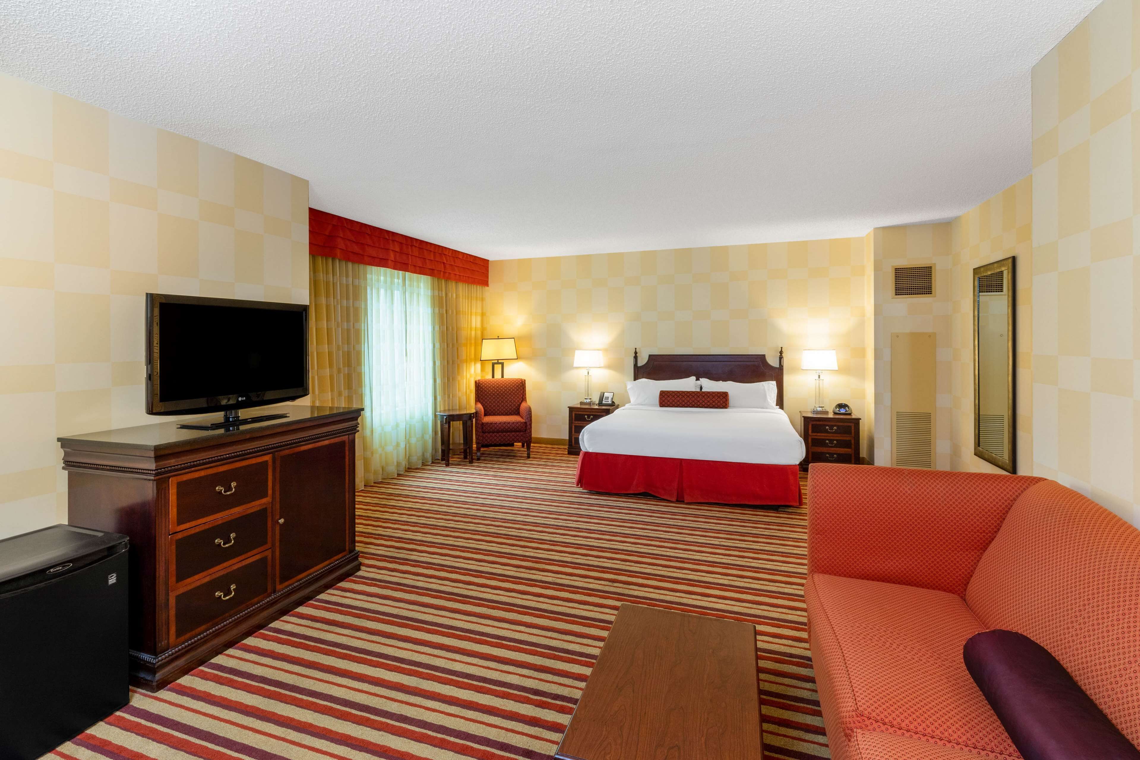 Wyndham Grand Oklahoma City Downtown