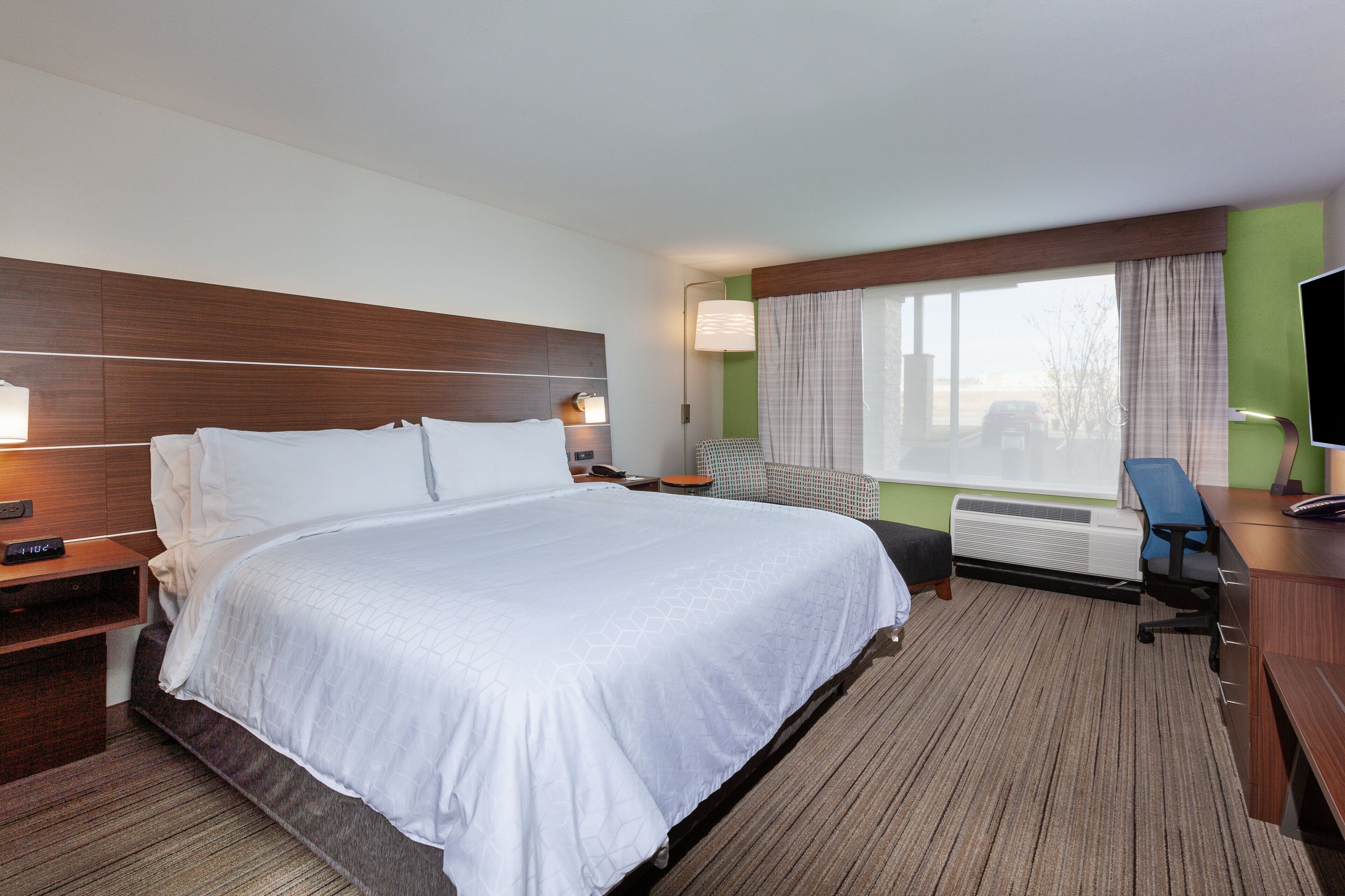 Holiday Inn Express & Suites Tulsa Northeast - Owasso