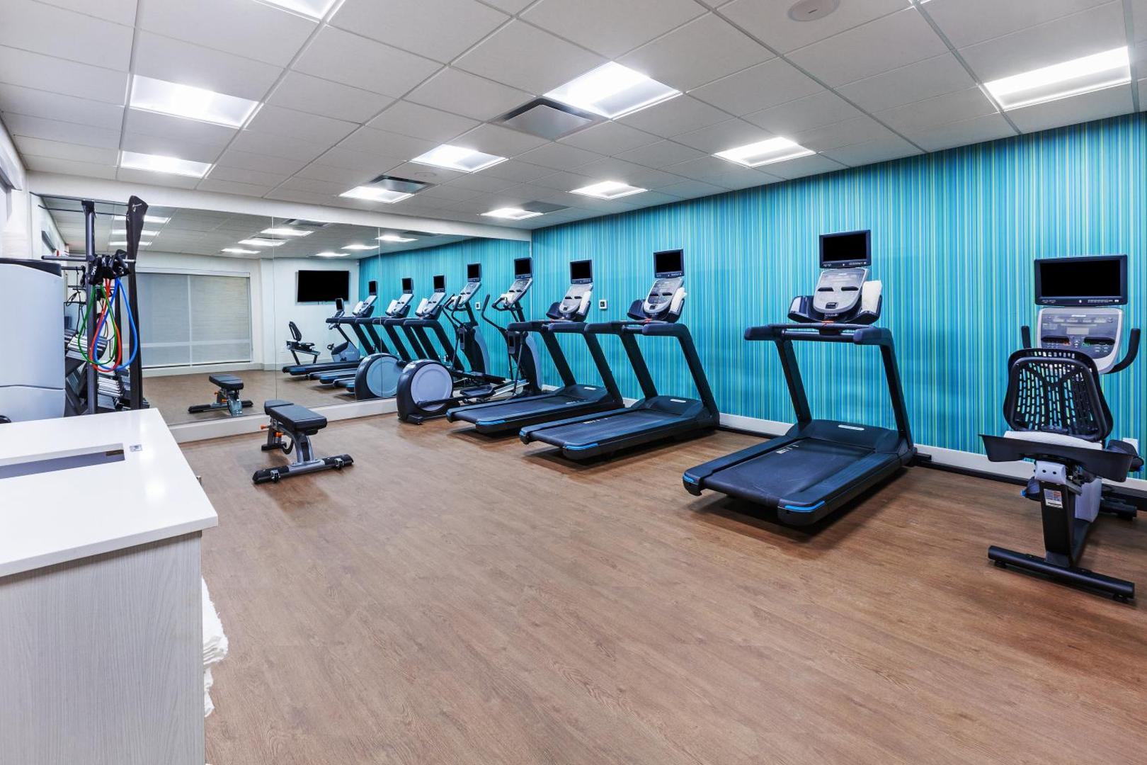 Holiday Inn Express & Suites Tulsa Northeast - Owasso