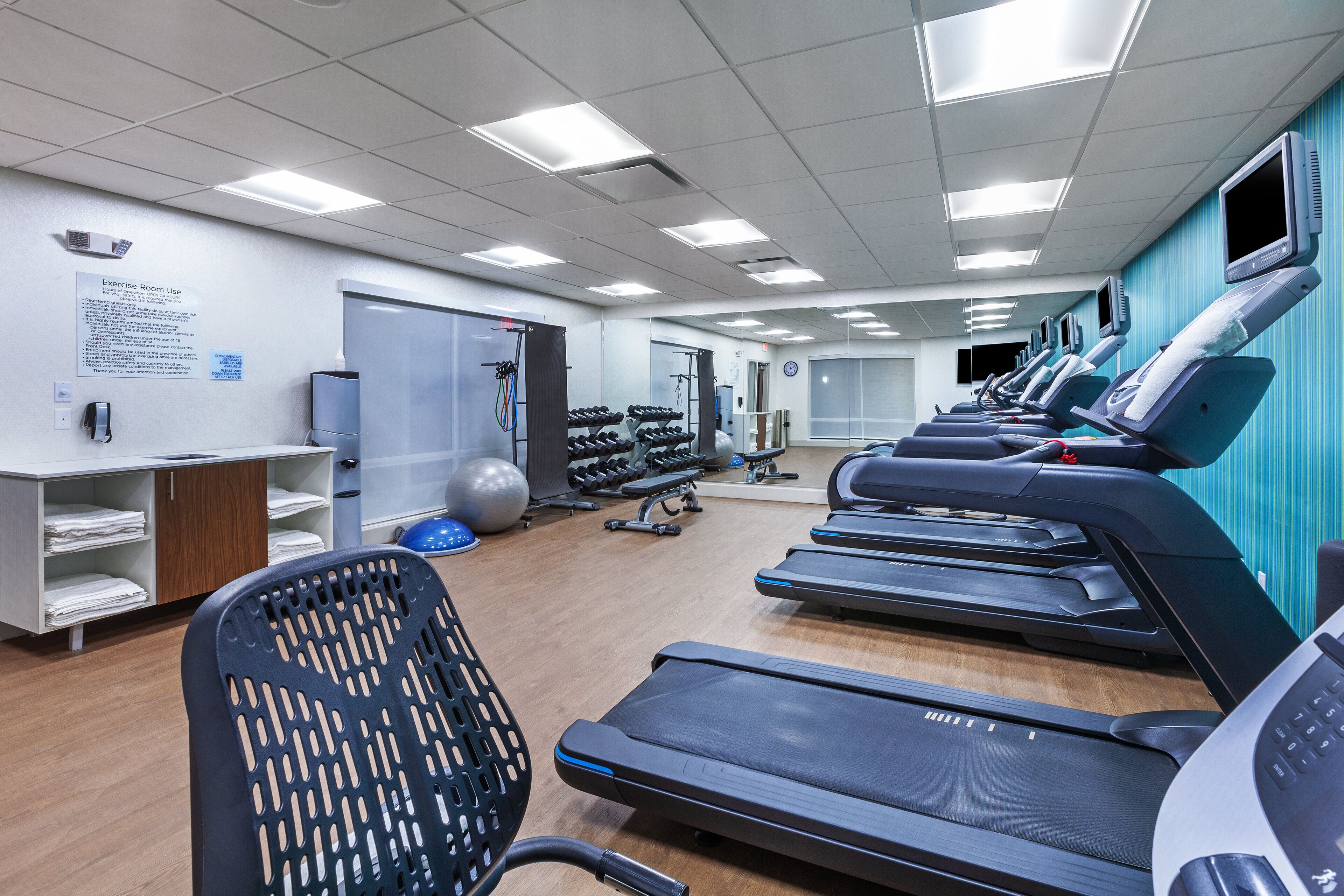 Holiday Inn Express & Suites Tulsa Northeast - Owasso