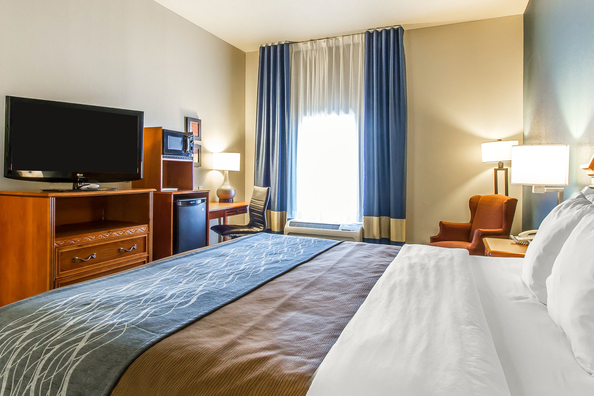 Comfort Inn & Suites Pauls Valley - City Lake