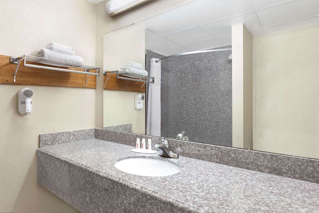 Days Inn by Wyndham Pauls Valley