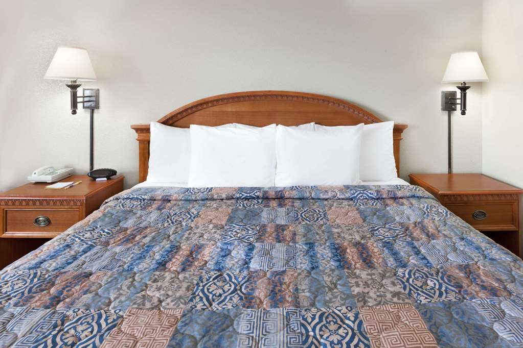 Days Inn by Wyndham Pauls Valley