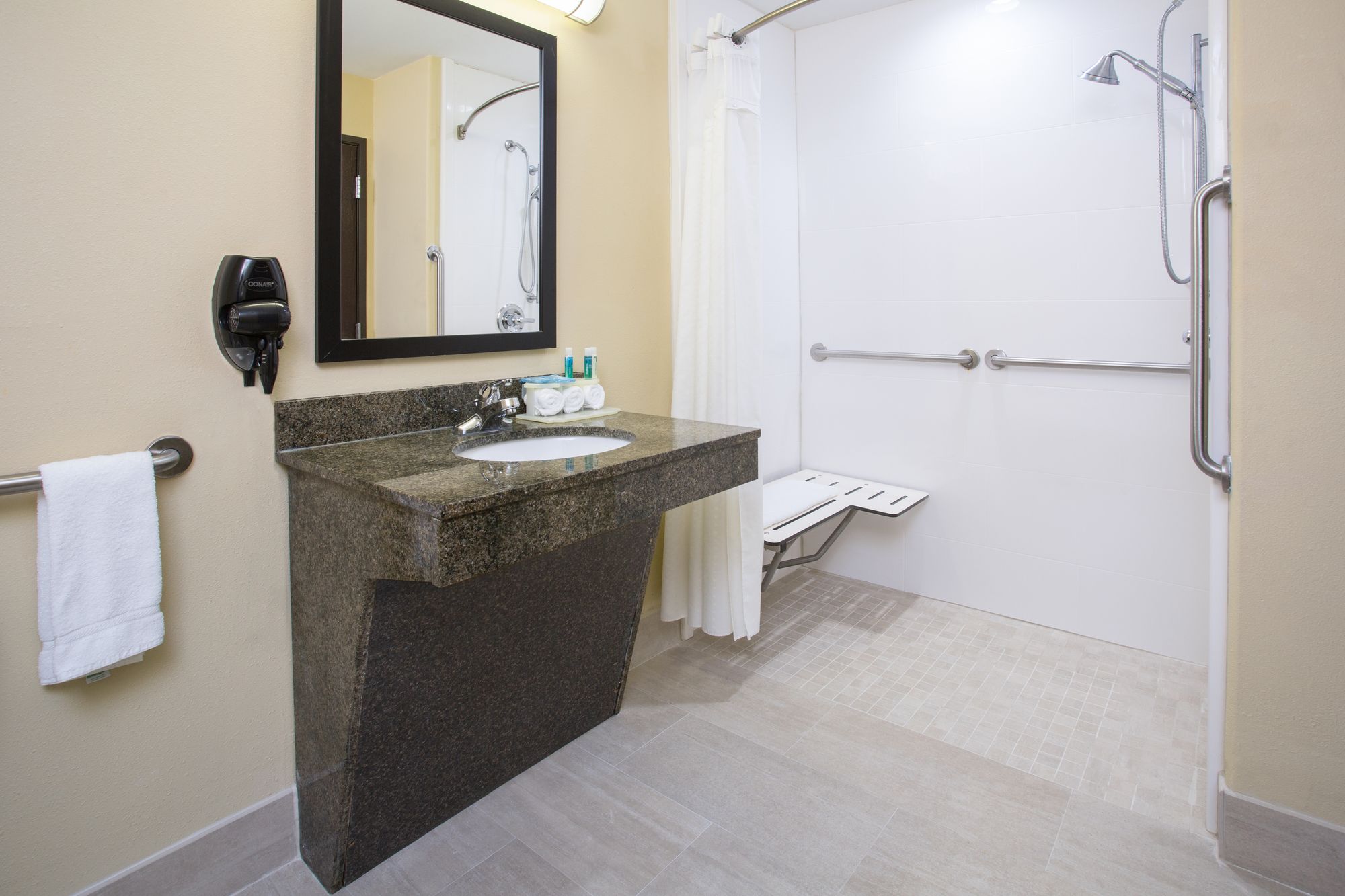 Holiday Inn Express Hotel & Suites Pauls Valley