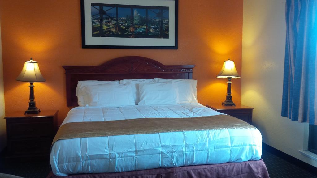 American Best Inn By OYO Rooms