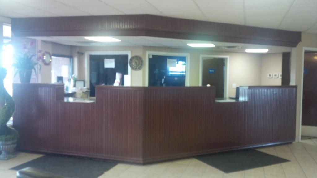 American Best Inn By OYO Rooms