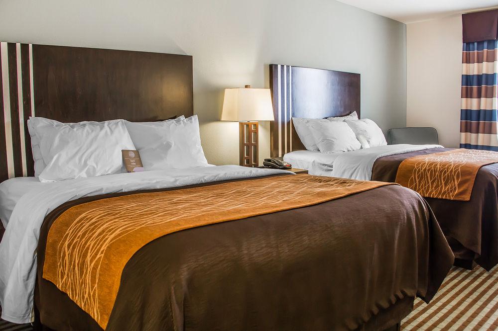 Comfort Inn & Suites Perry I-35