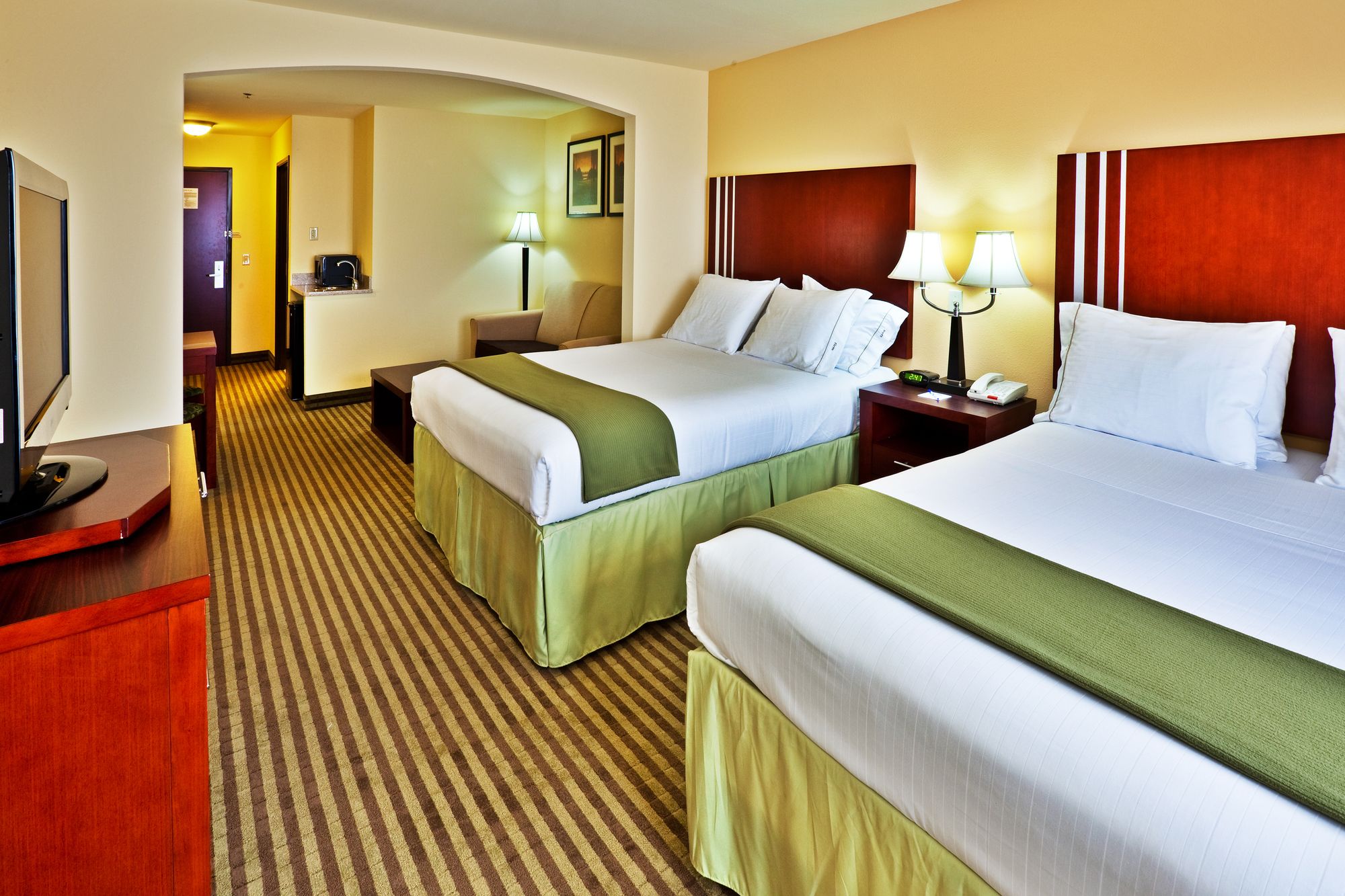 Holiday Inn Express Hotel & Suites Perry