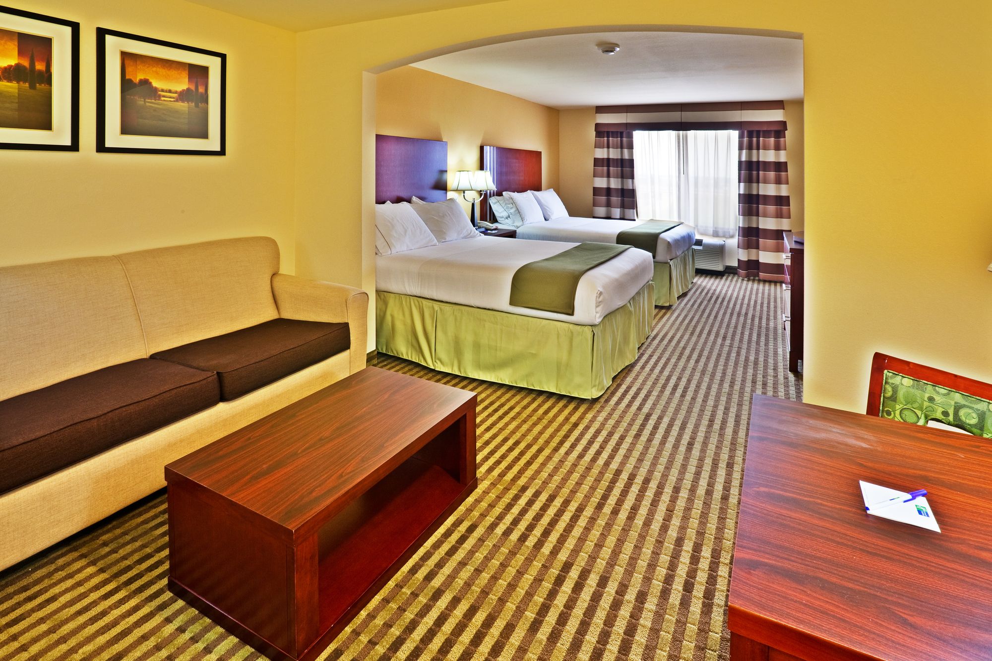 Holiday Inn Express Hotel & Suites Perry