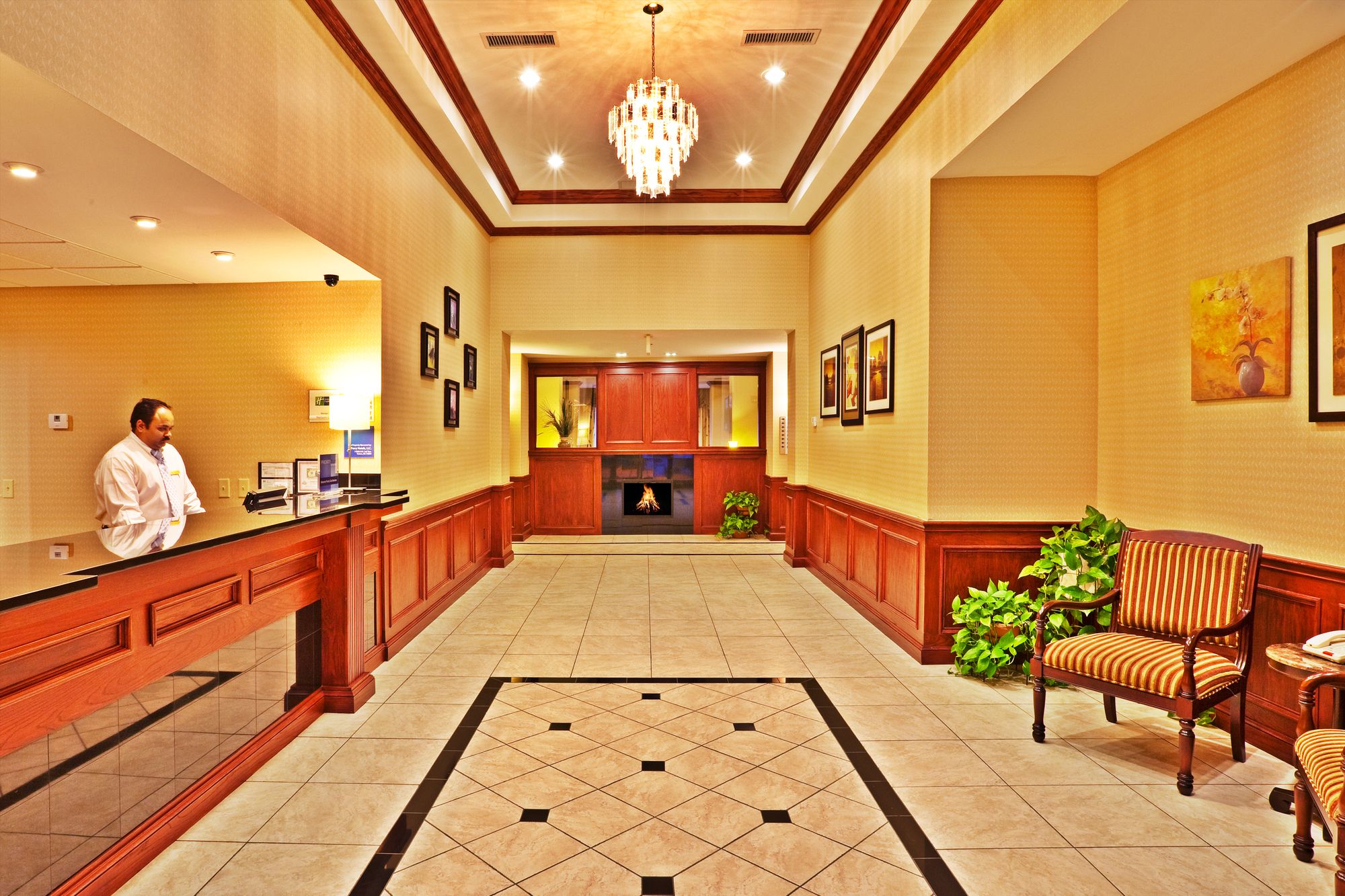 Holiday Inn Express Hotel & Suites Perry
