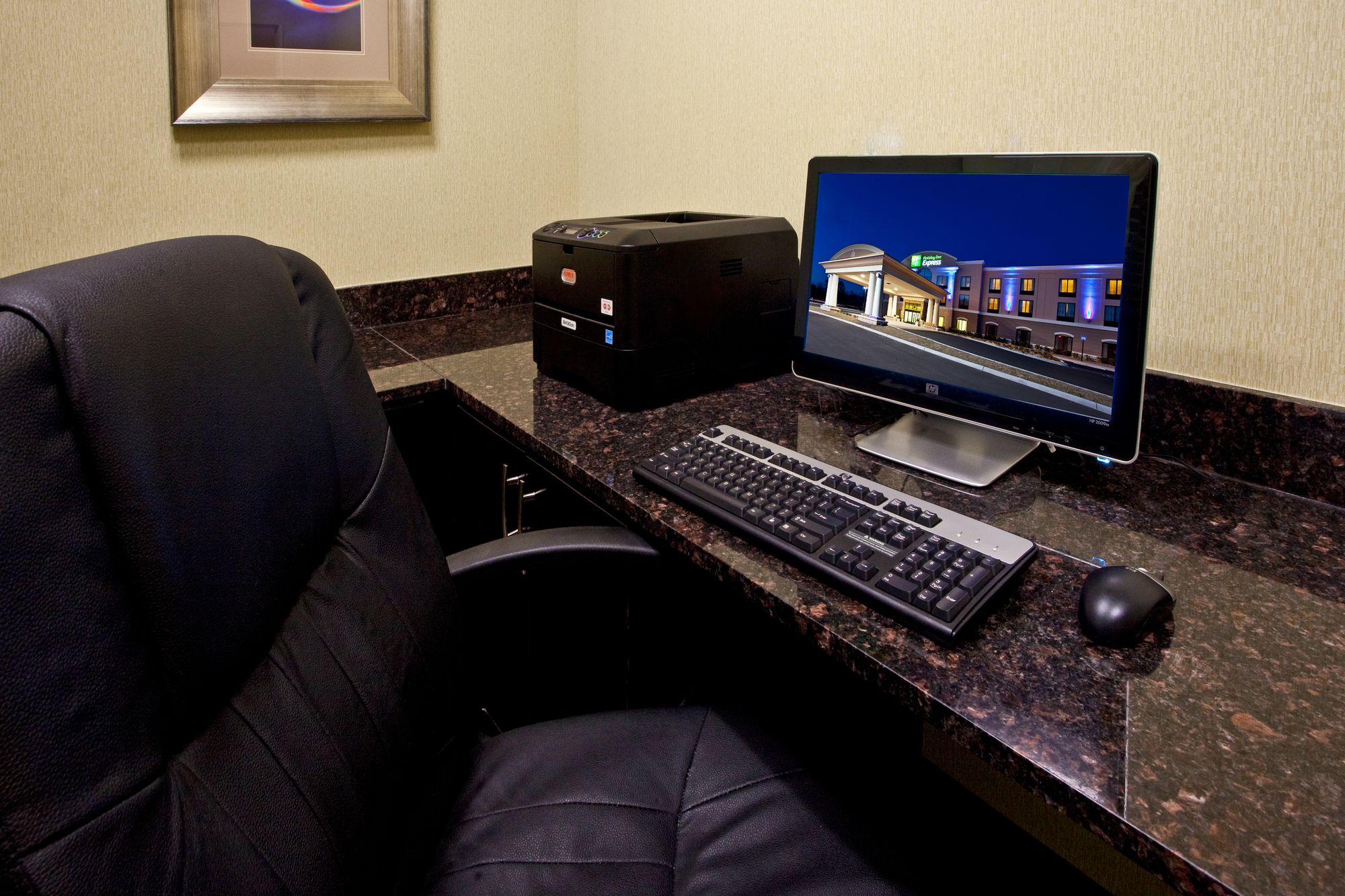 Holiday Inn Express Hotel & Suites Perry