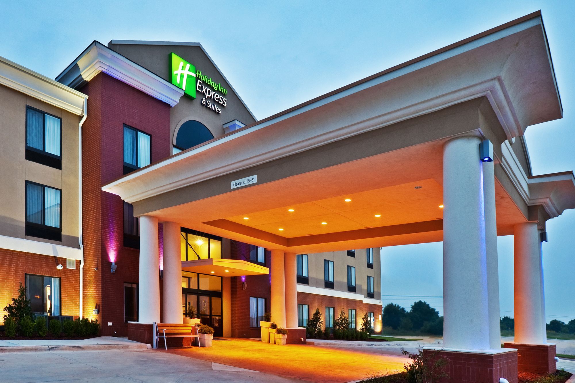 Holiday Inn Express Hotel & Suites Perry